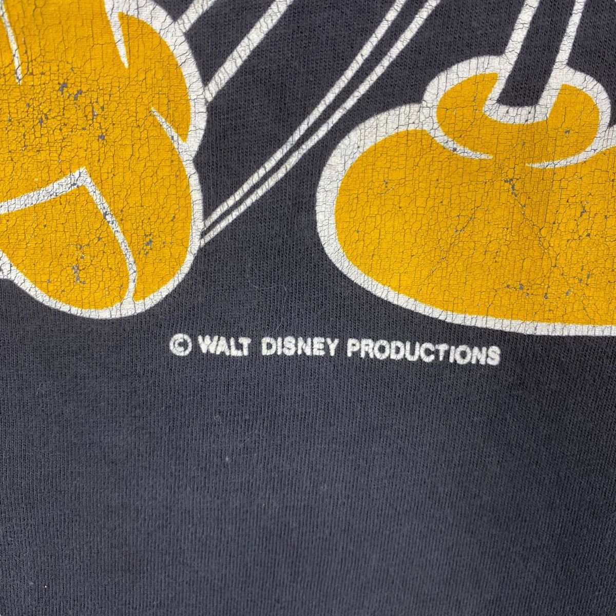 Mickey Mouse × Vintage Vintage 90's MICKEY MOUSE Disney Cartoon Distressed Tee Size US M / EU 48-50 / 2 - 3 Thumbnail