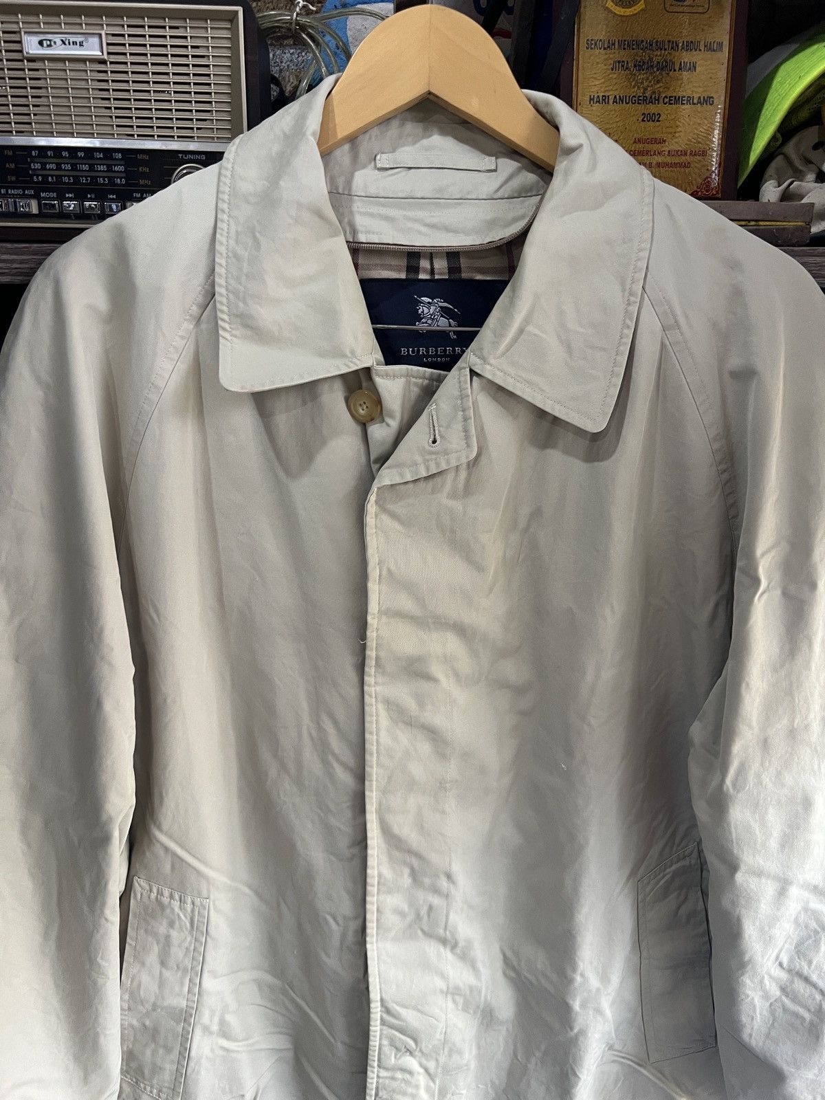 Burberry 🔥Burberry London Novacheck Trench Coat Size US L / EU 52-54 / 3 - 5 Thumbnail
