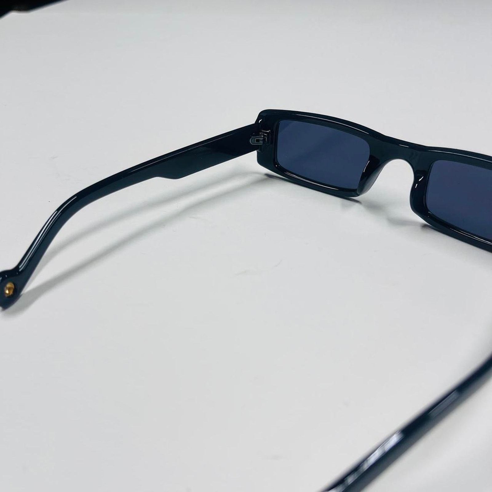 Vintage Y2k 2000s vintage style black surfer rectangular sunglasses Size ONE SIZE - 2 Thumbnail