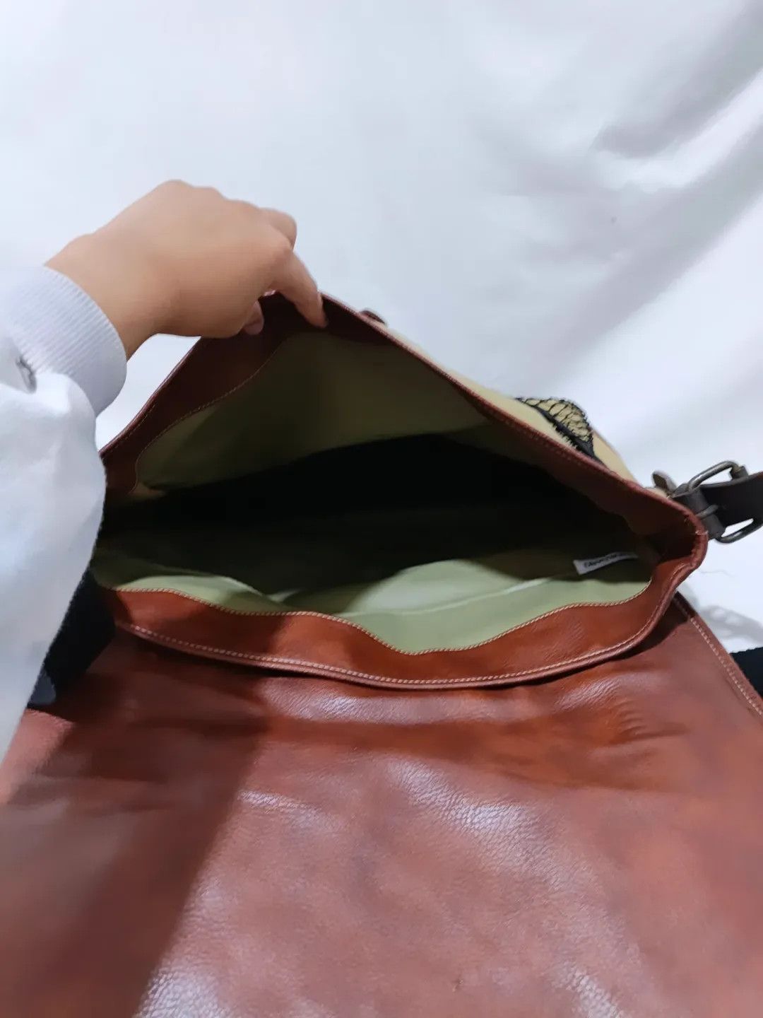 Giordano 80-90s Giordano Canvas & Genuine Leather Messenger Bag Size ONE SIZE - 6 Thumbnail