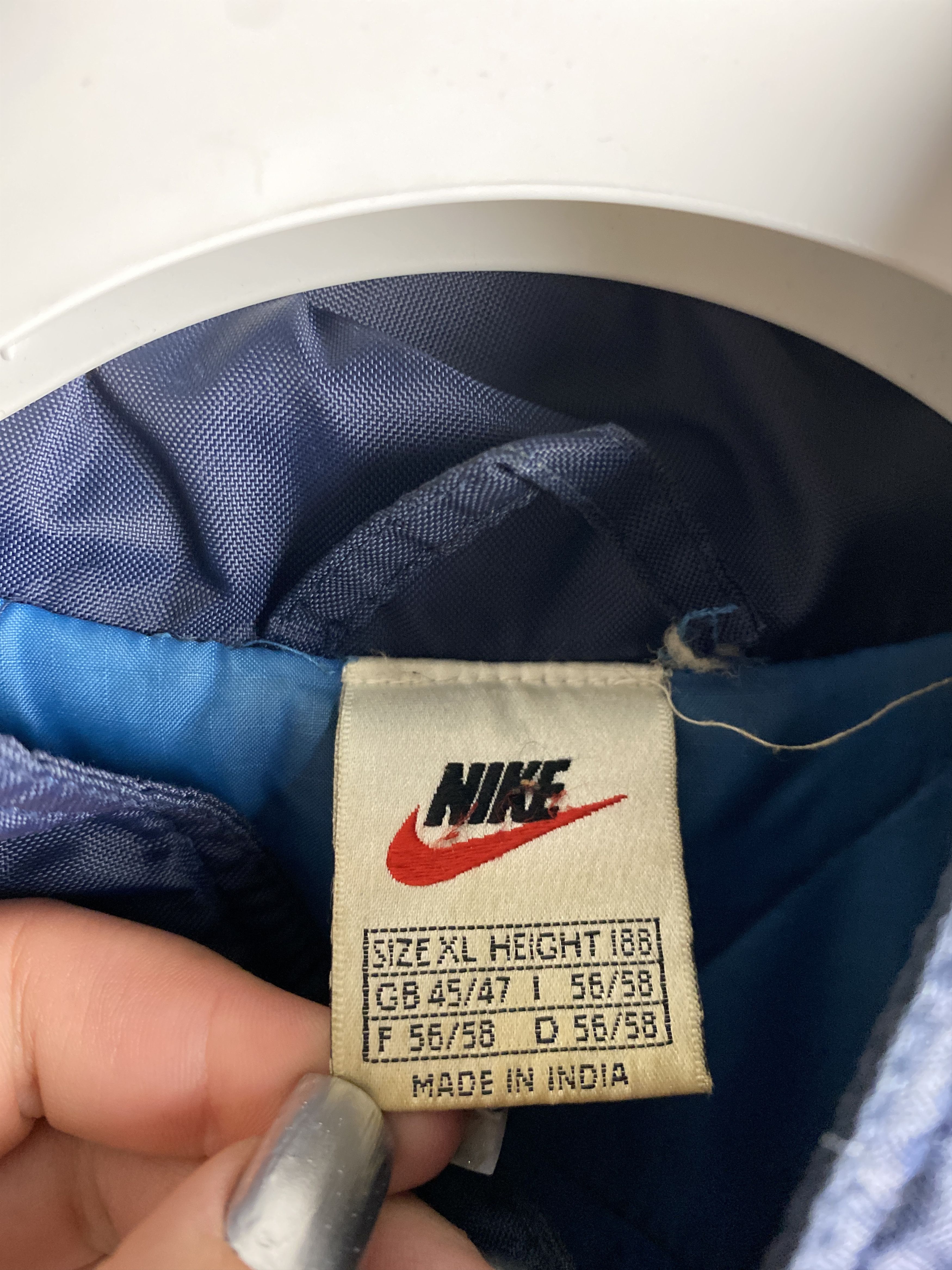 Nike × Vintage Nike vintage jacket 90s back swoosh center nylon skate Size US XL / EU 56 / 4 - 4 Thumbnail
