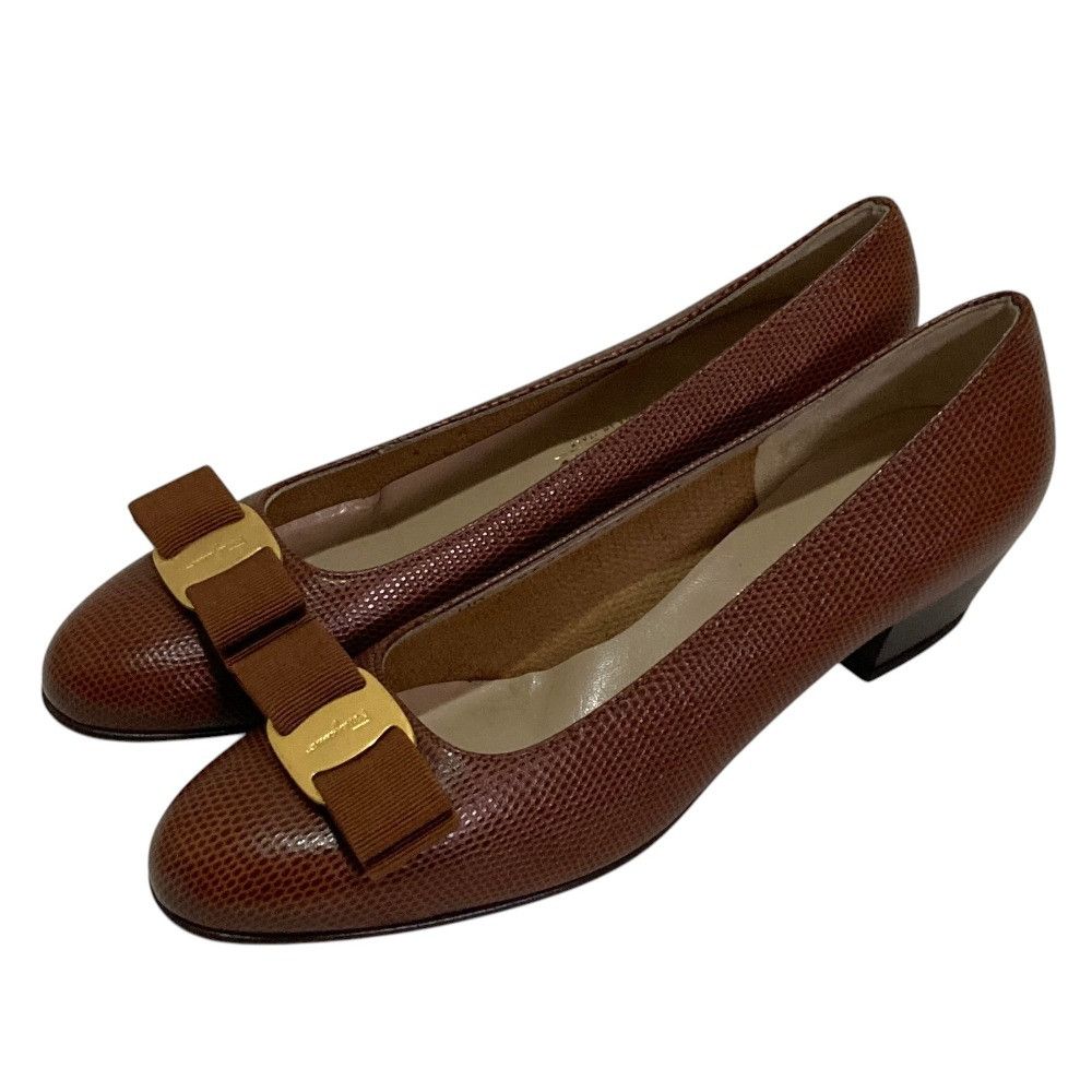 Salvatore Ferragamo Salvatore Ferragamo Salvatore Ferragamo Embossed Leather Pumps Leather Shoes DUTY FREE for USA Size ONE SIZE - 1 Thumbnail