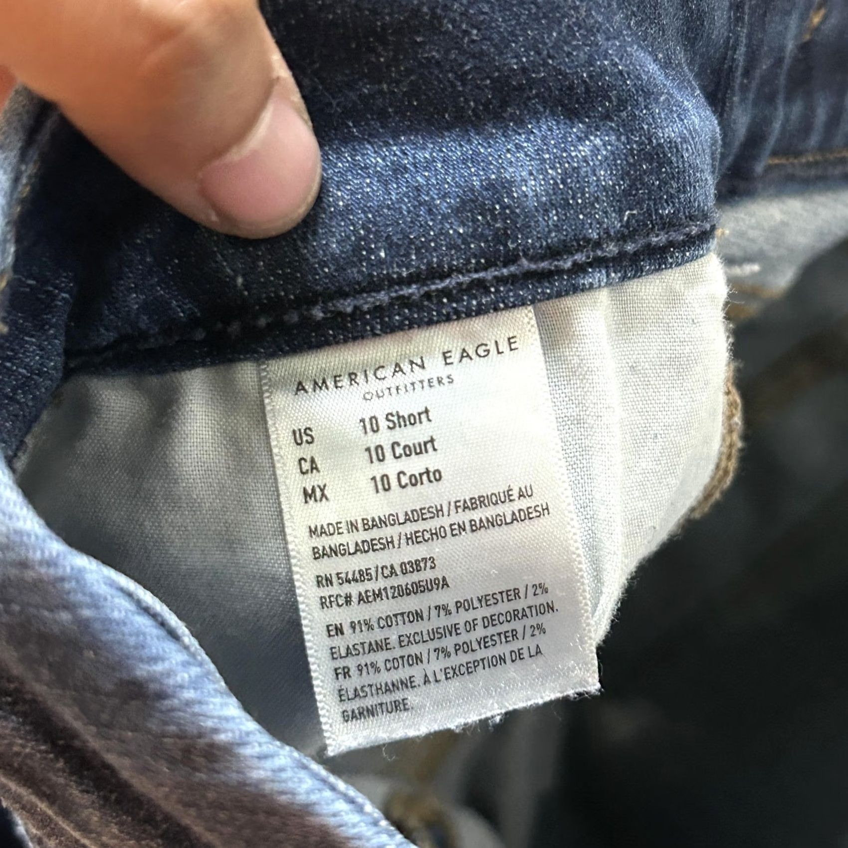 American Eagle Outfitters American Eagle Outfitters Jeans Womens 10 Short Med Blue Distressed Size 32" / US 10 / IT 46 - 3 Thumbnail