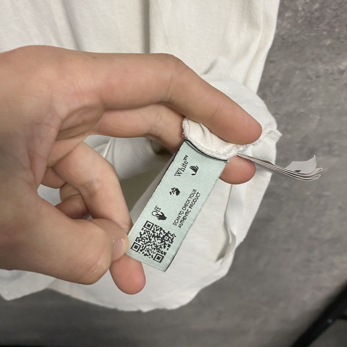 Off-White Off White T Shirt Size US M / EU 48-50 / 2 - 9 Thumbnail