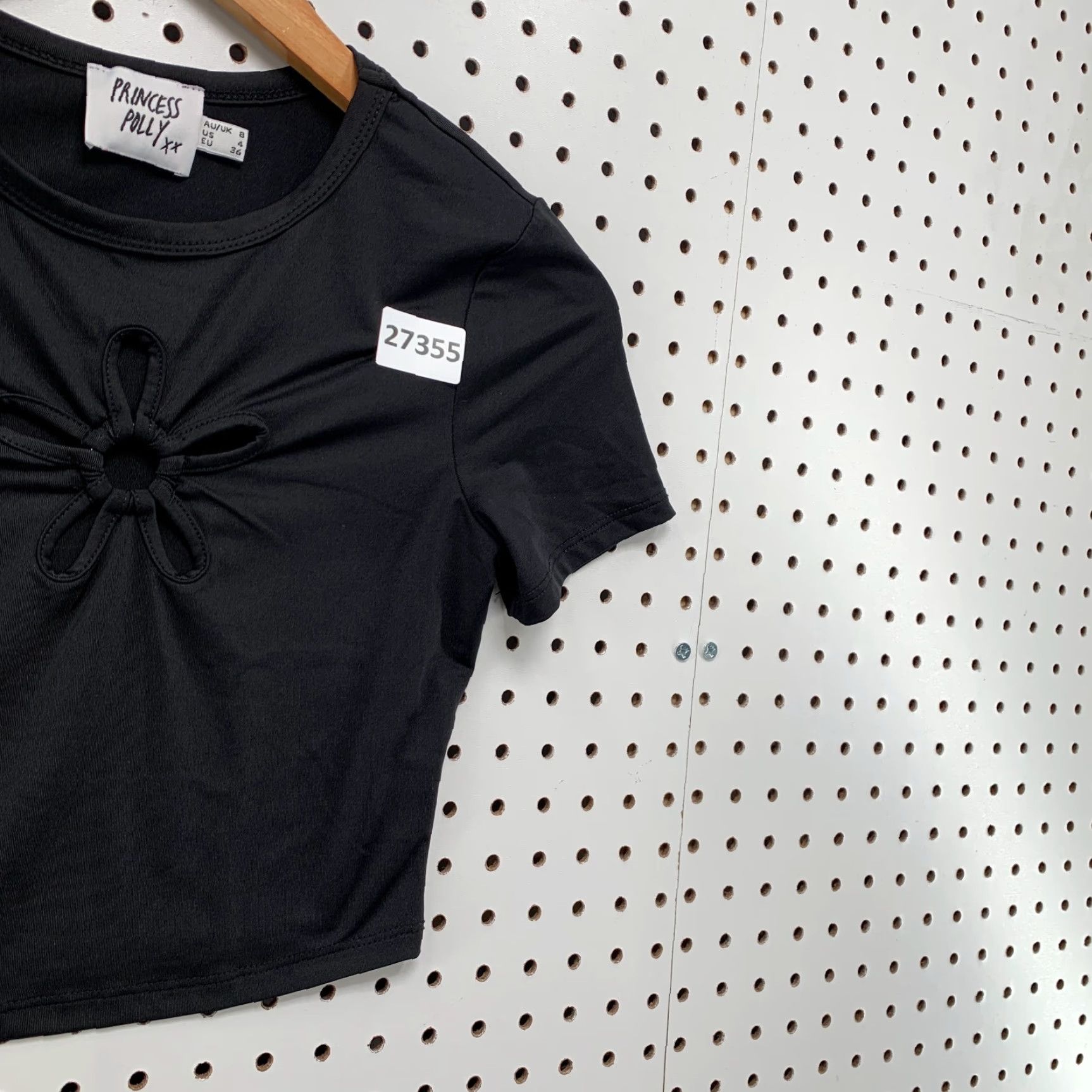 PRINCESS POLLY Princess Polly Women's Black Crop Top Floral Key Hole 4 Cropped Shirt Womens Size 4 Black Women Tee Size S / US 4 / IT 40 - 3 Thumbnail