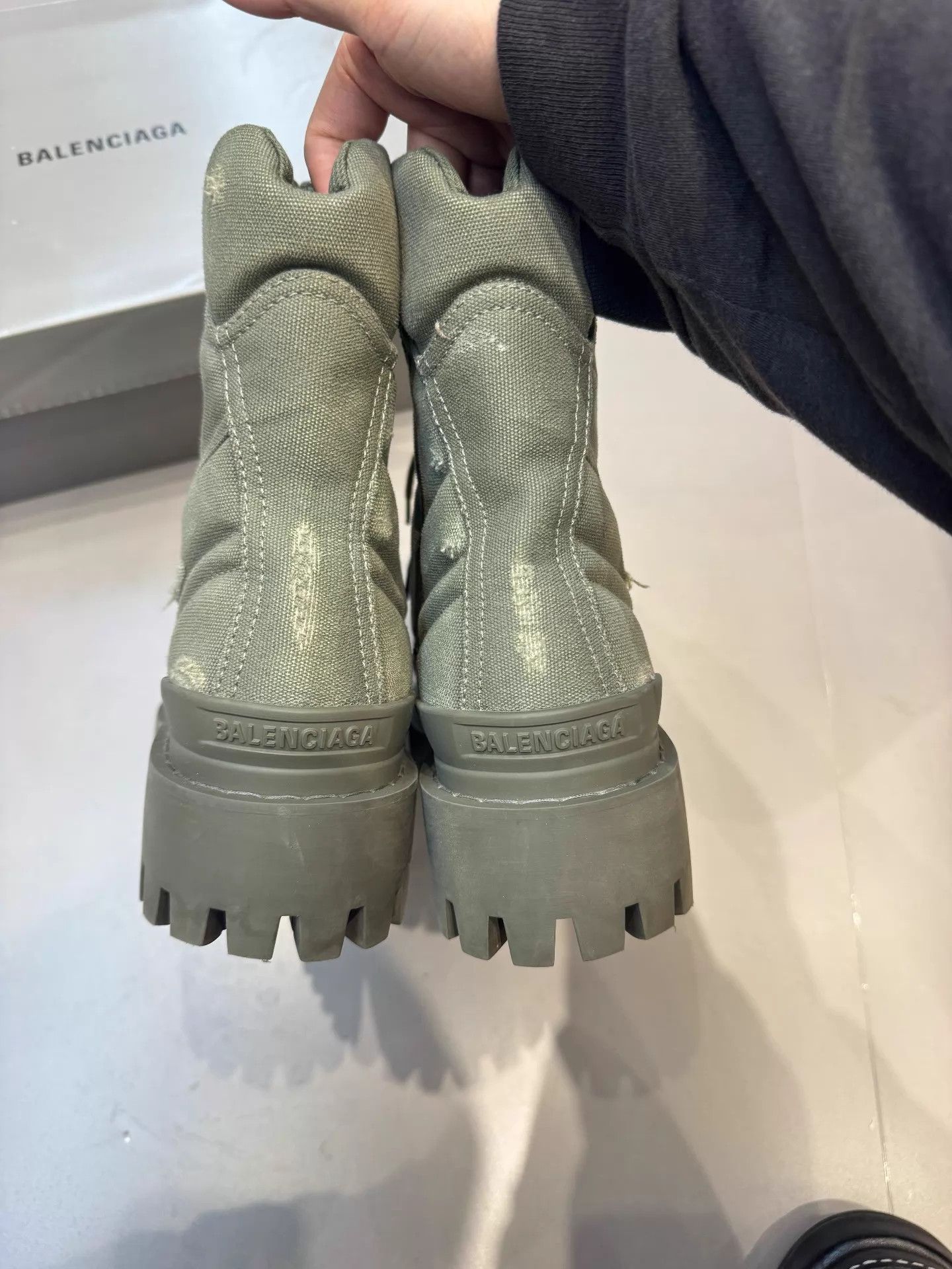 Balenciaga Balenciaga Strike Military Green Distressed HT M 42 Size US 9 / EU 42 - 5 Thumbnail