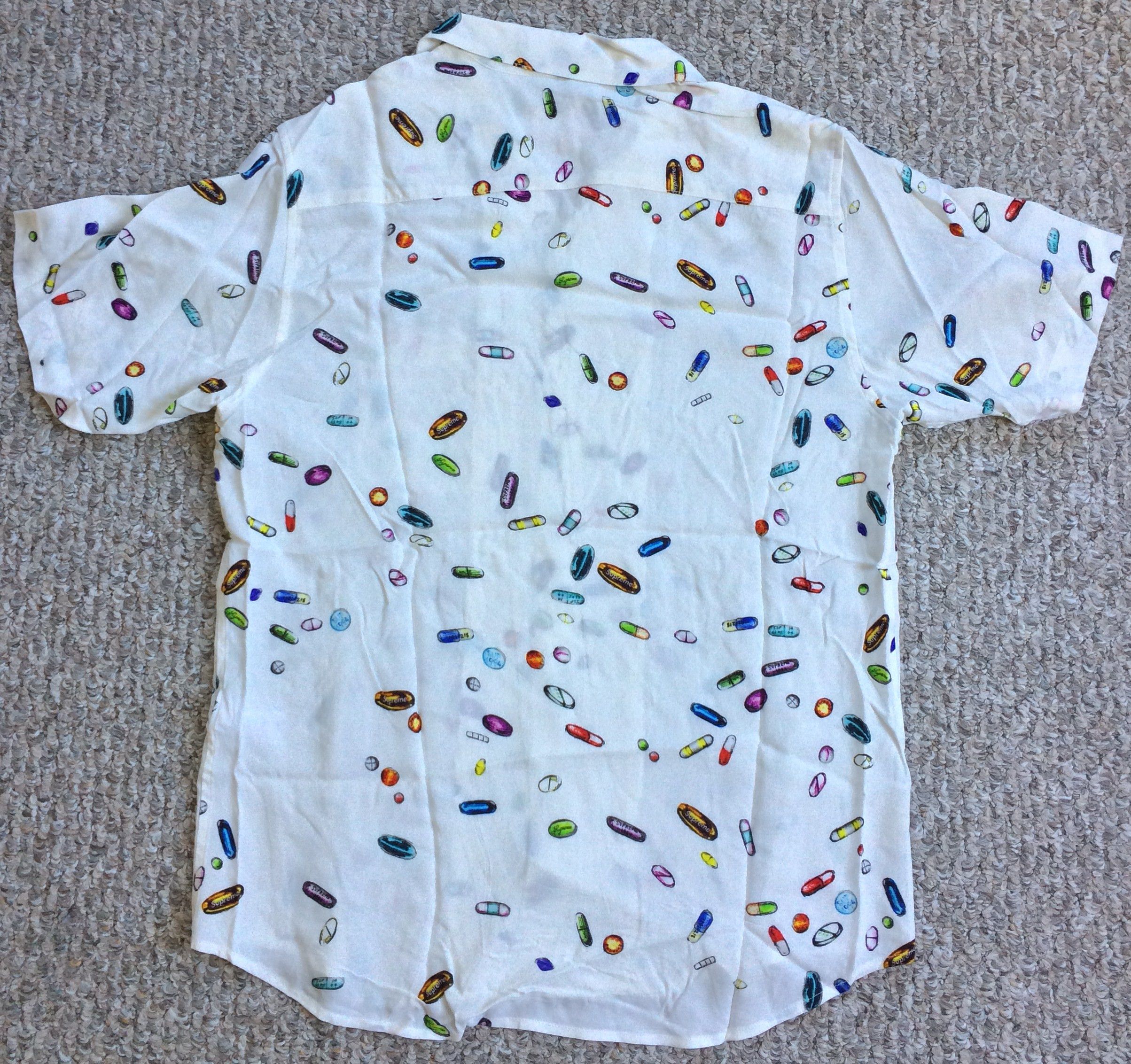 Supreme S/S 2017 Supreme Pills Rayon Shirt size small Size US S / EU 44-46 / 1 - 3 Thumbnail
