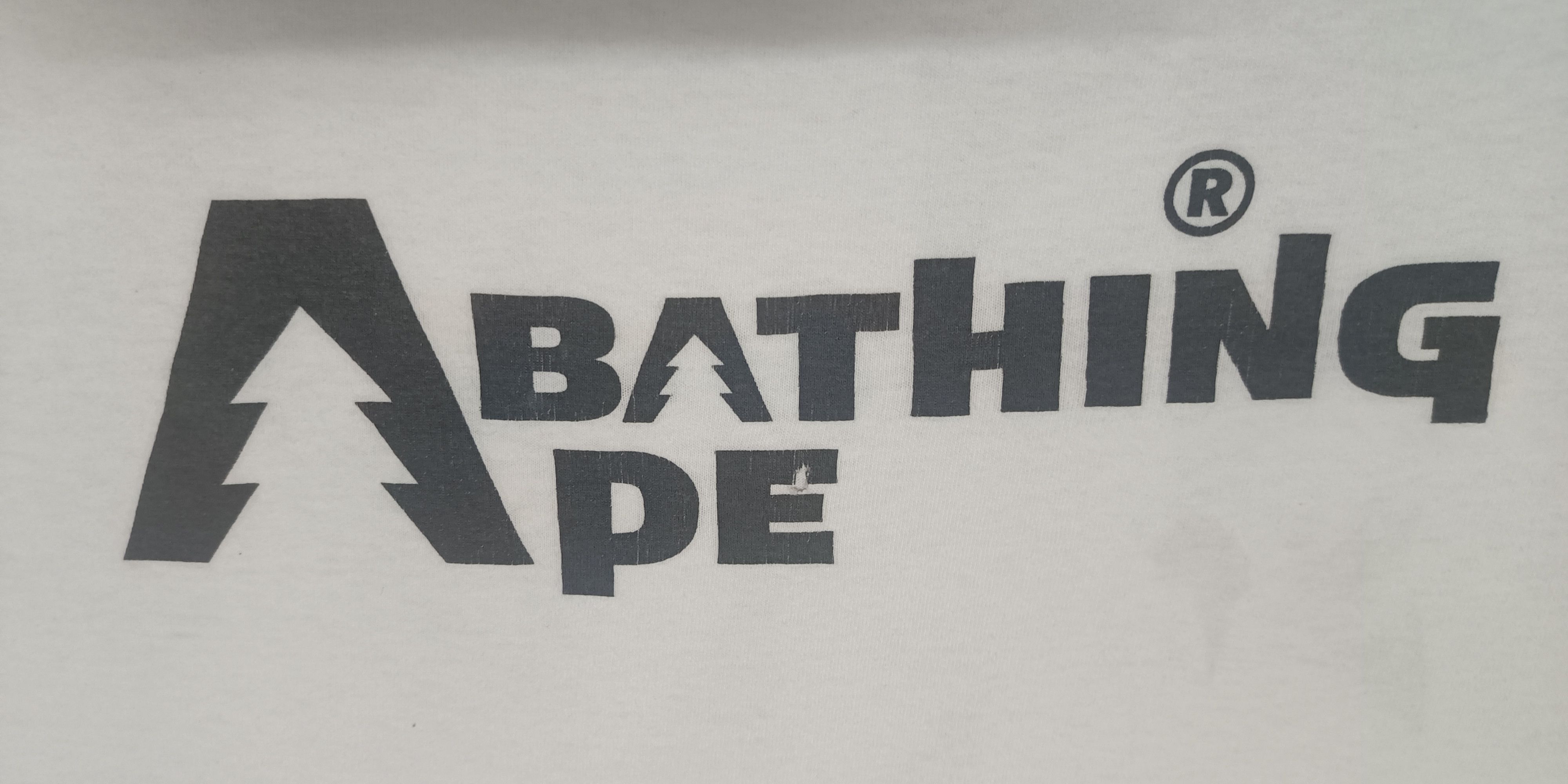 Bape 🔥🔥Rare Vintage Bathing Ape Tee Size US M / EU 48-50 / 2 - 4 Thumbnail