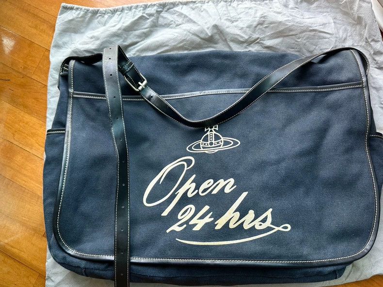 Vivienne Westwood Vivienne Westwood size os A bag that has been stolen and le Size ONE SIZE - 2 Thumbnail