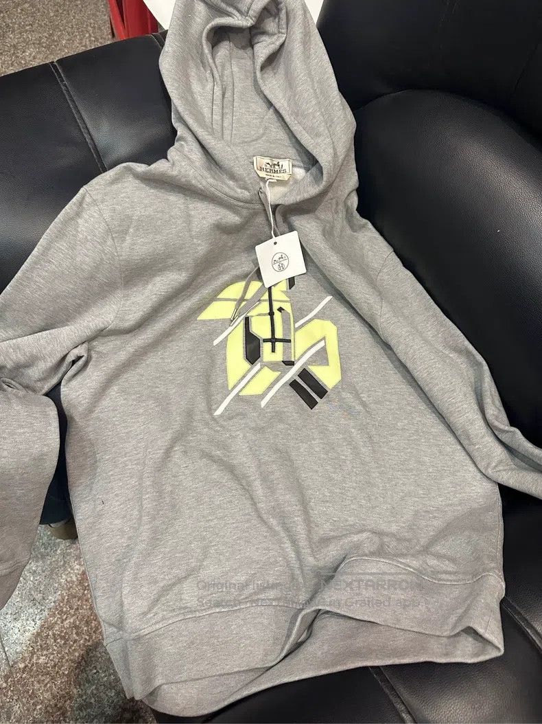 Hermes Hermes Printed Hooded Long Sleeve Sweater Size US M / EU 48-50 / 2 - 1 Thumbnail