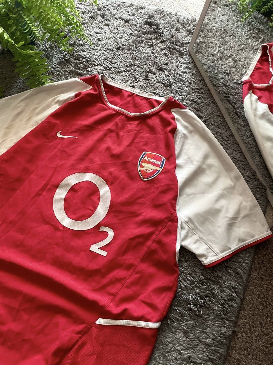 Nike × Vintage 90s Nike Vintage T-Shirt Arsenal O2 Soccer Jersey Rare Y2k Size US L / EU 52-54 / 3 - 4 Thumbnail