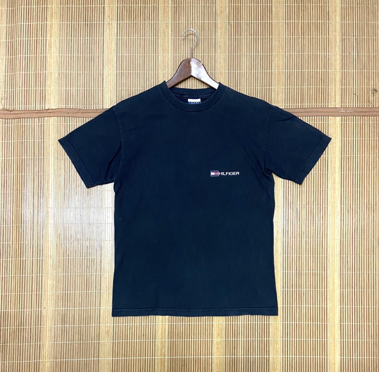 Tommy Hilfiger VINTAGE TOMMY HILFIGER TEE Size US M / EU 48-50 / 2 - 3 Thumbnail