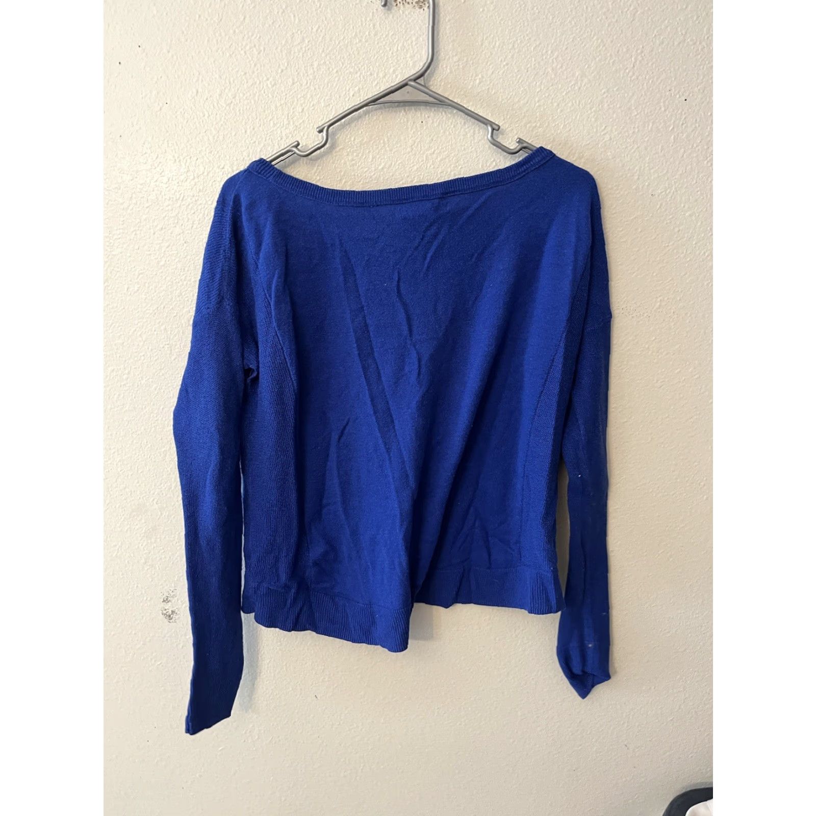 American Eagle Outfitters American Eagle Outfitters Shirt Womens M Blue Solid Crew Neck Long Sleeve Top Size M / US 6-8 / IT 42-44 - 3 Thumbnail