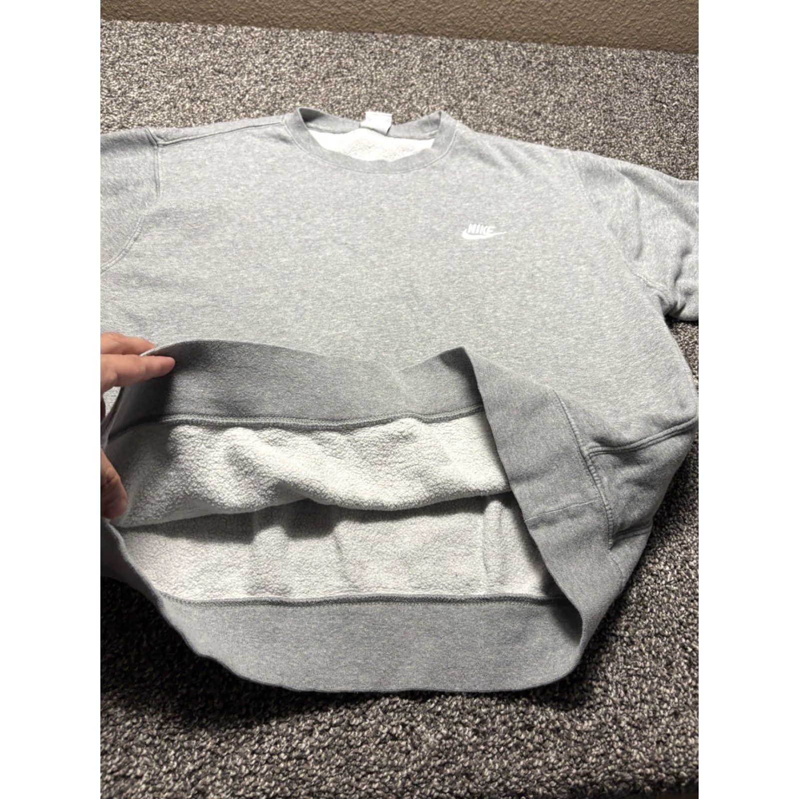 Nike Nike Sweatshirt Mens Large Gray Club Fleece Crewneck Pullover Minimalist Size US L / EU 52-54 / 3 - 4 Thumbnail