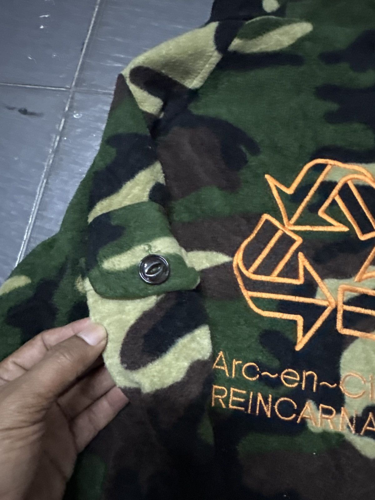 Japanese Brand L’Arc En Ciel Camo fleece jacket Size US M / EU 48-50 / 2 - 2 Thumbnail