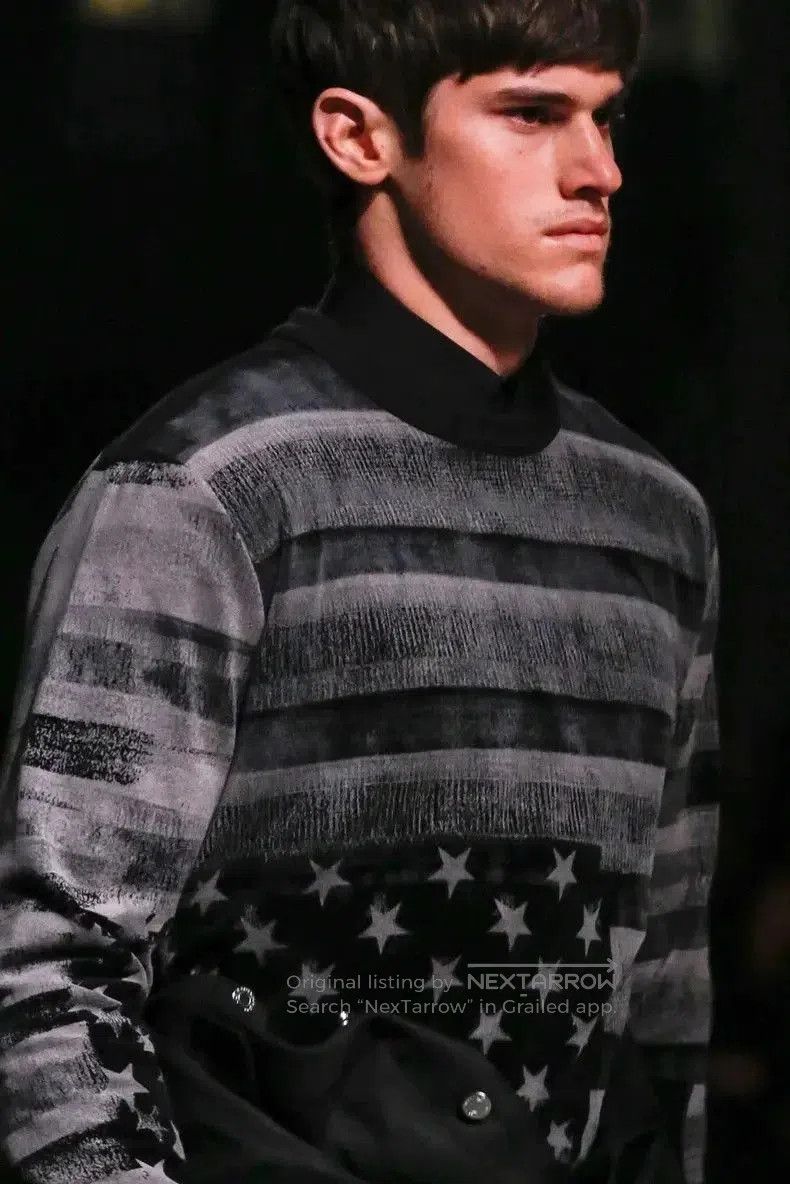 Givenchy Givenchy Striped Star Print Sweatshirt . Size US XS / EU 42 / 0 - 3 Thumbnail