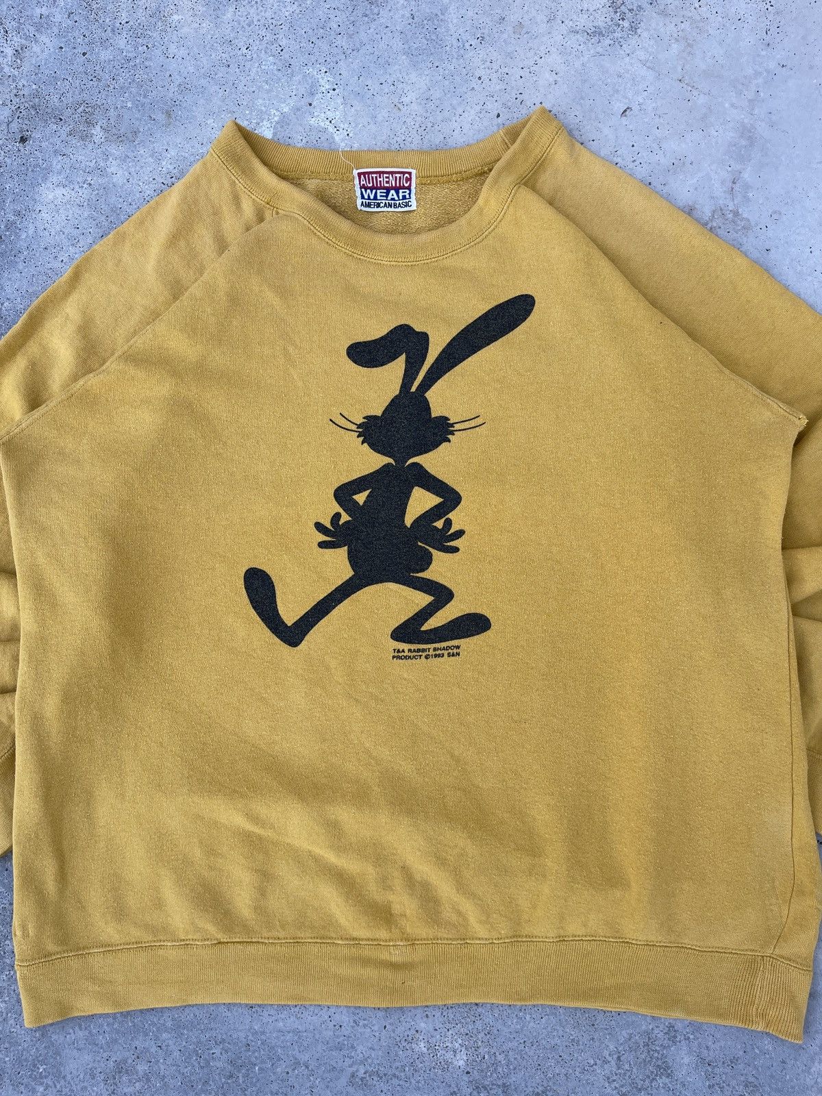Vintage × Warner Bros Vintage 1993 Bugs Bunny Shadow Sweatshirt Size US L / EU 52-54 / 3 - 2 Thumbnail