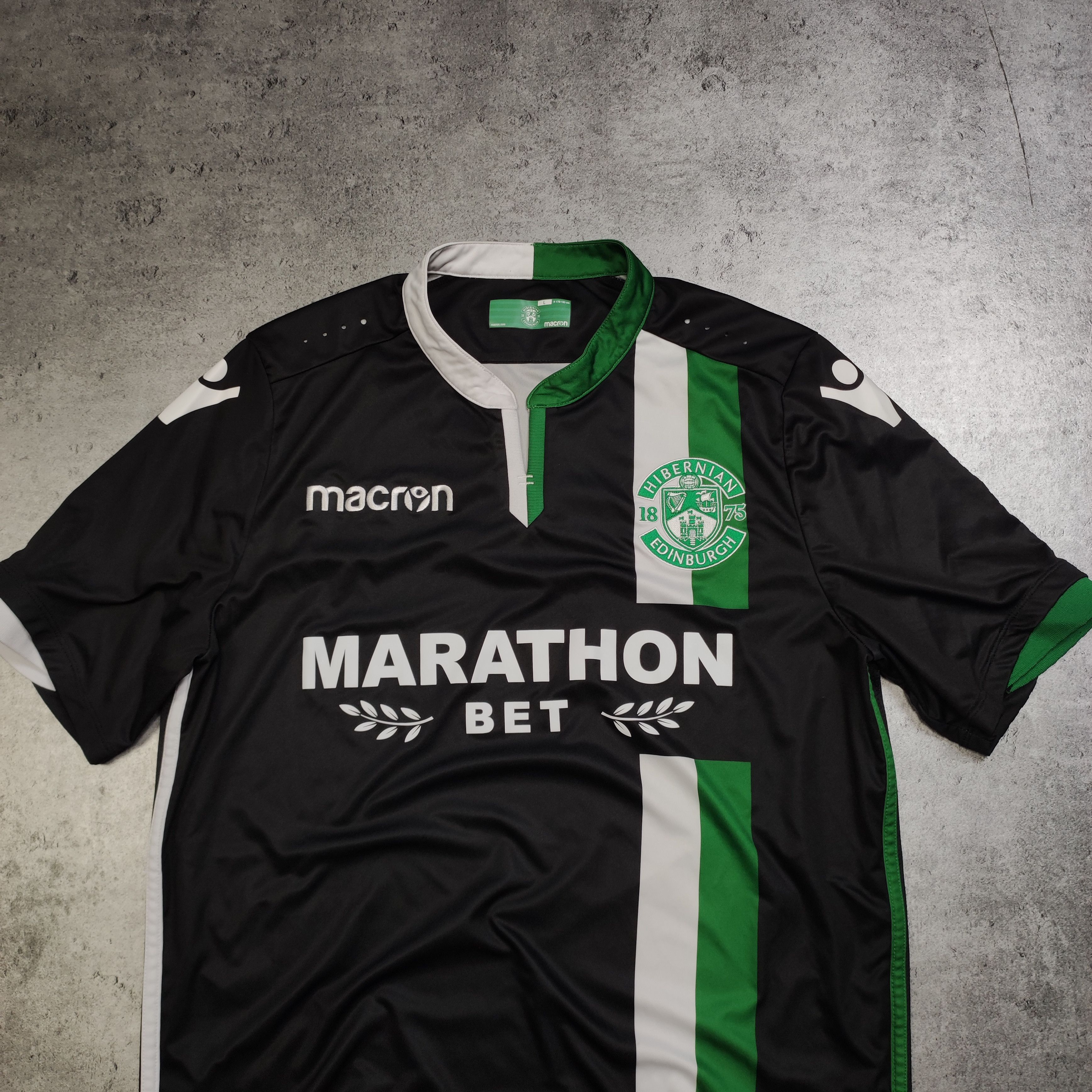 Vintage RARE Scottlish League Hibernian Edinburgh Macron Jersey Size US L / EU 52-54 / 3 - 3 Thumbnail