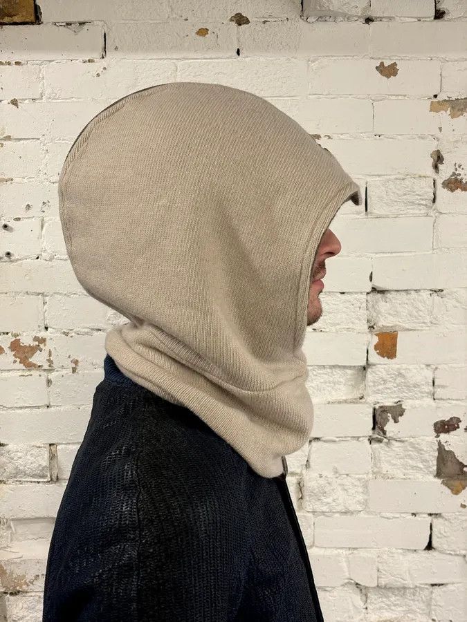 Emporio Armani AW2019 Emporio Armani Beige Zipped Hood Scarf Size ONE SIZE - 2 Thumbnail