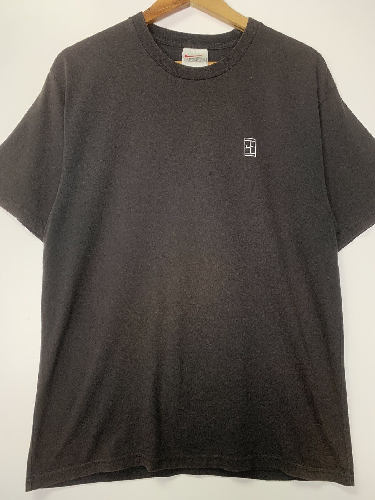 Nike × Vintage Vintage 90s Nike Court T-shirt Size US M / EU 48-50 / 2 - 4 Thumbnail