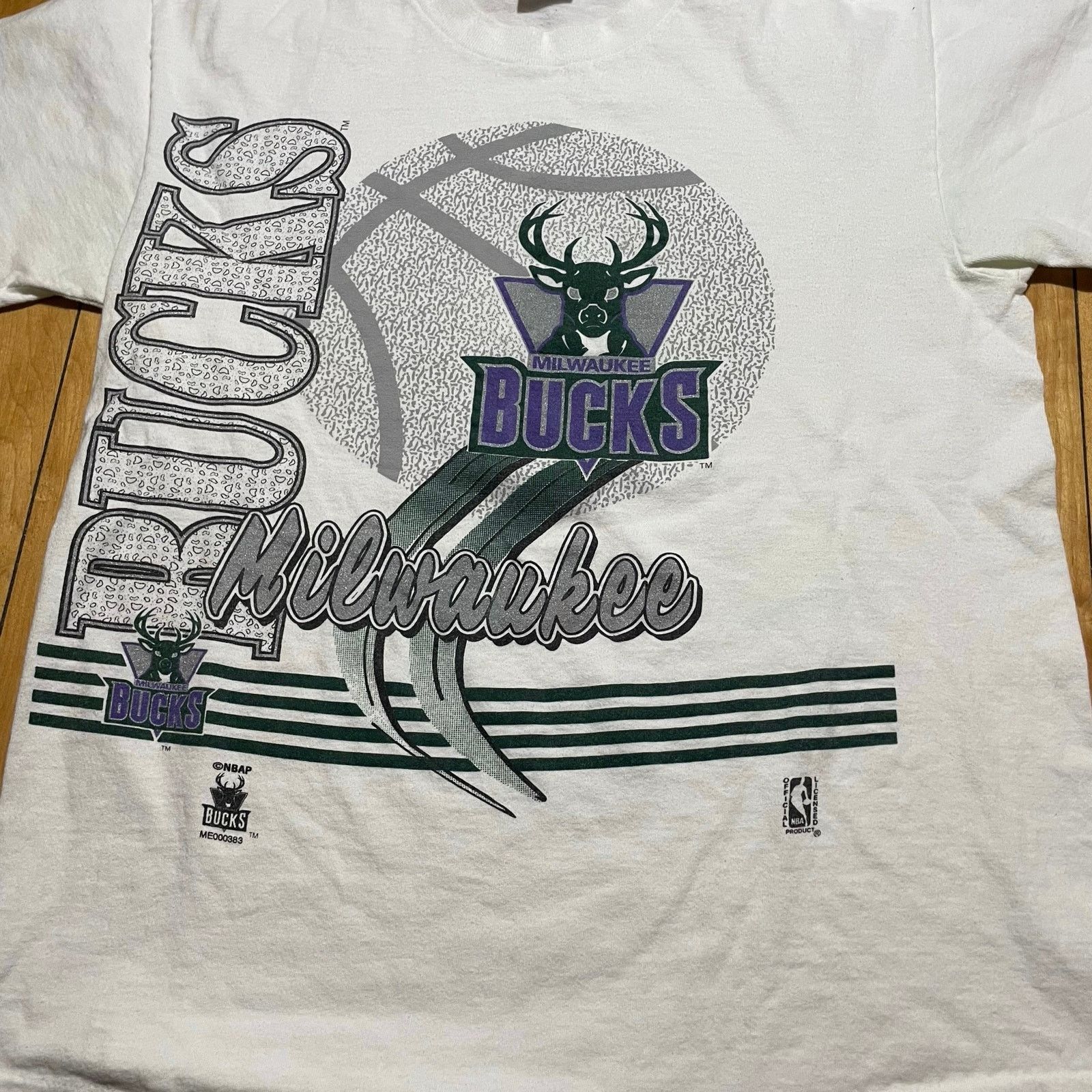 NBA 90s Milwaukee Bucks white t shirt Mens M NBA Basketball Size US M / EU 48-50 / 2 - 2 Thumbnail