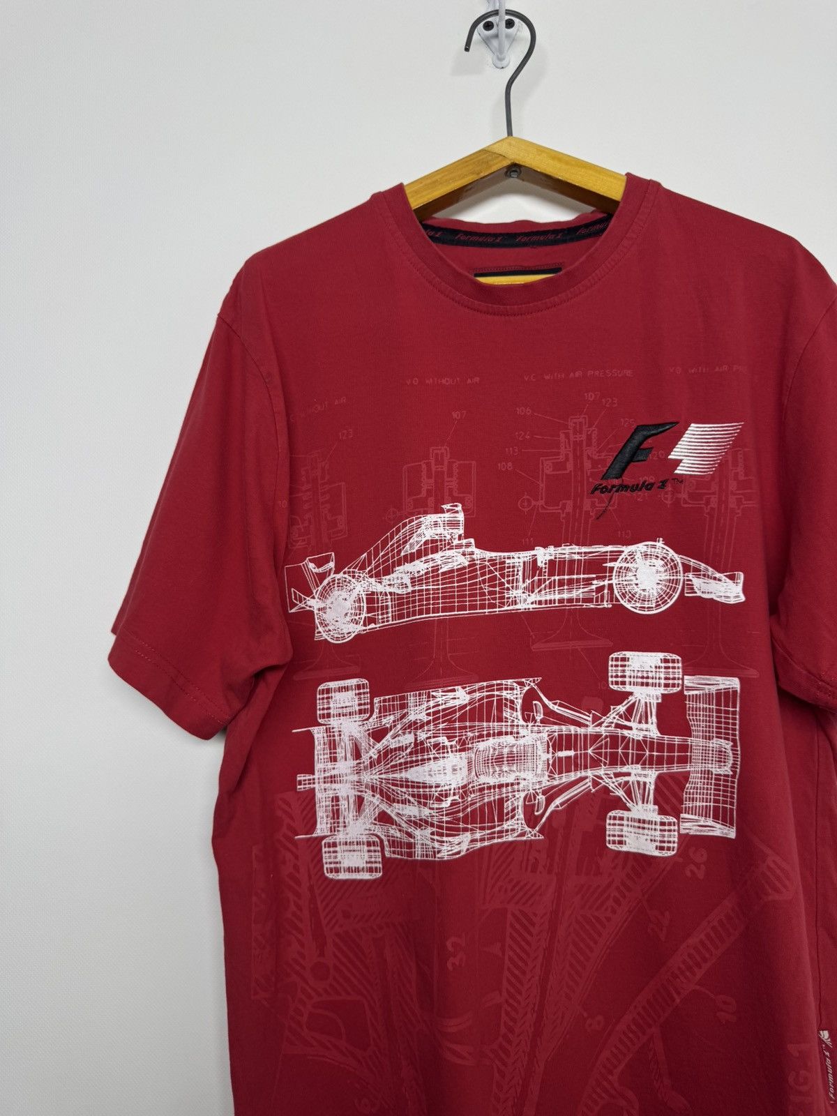 Formula 1 VINTAGE FORMULA 1 OFFICIAL MERCHANDISE BIG LOGO F1 Size US S / EU 44-46 / 1 - 1 Thumbnail