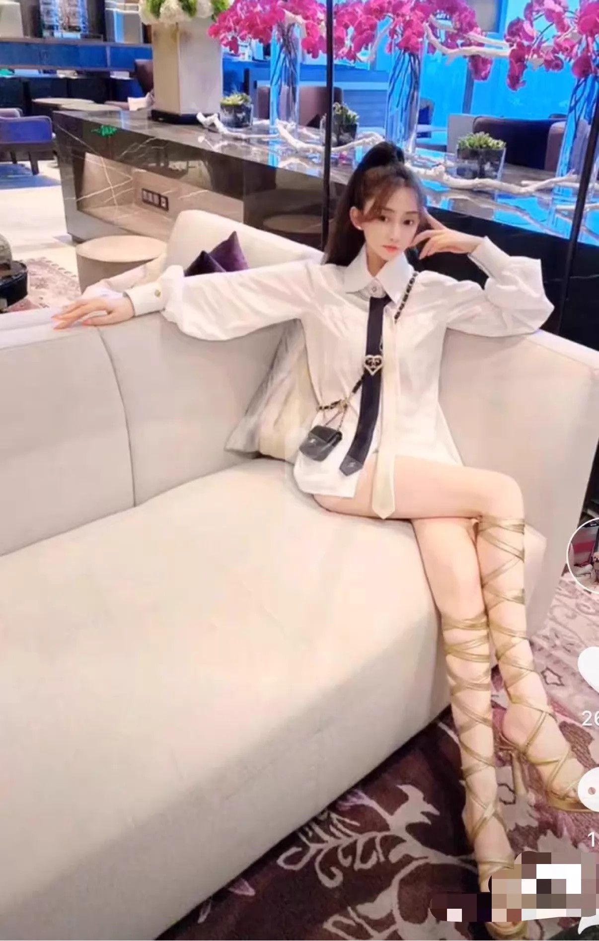 Chanel Chanel Women's White Shirt 34 (New with Tags) Size XS / US 0-2 / IT 36-38 - 8 Thumbnail