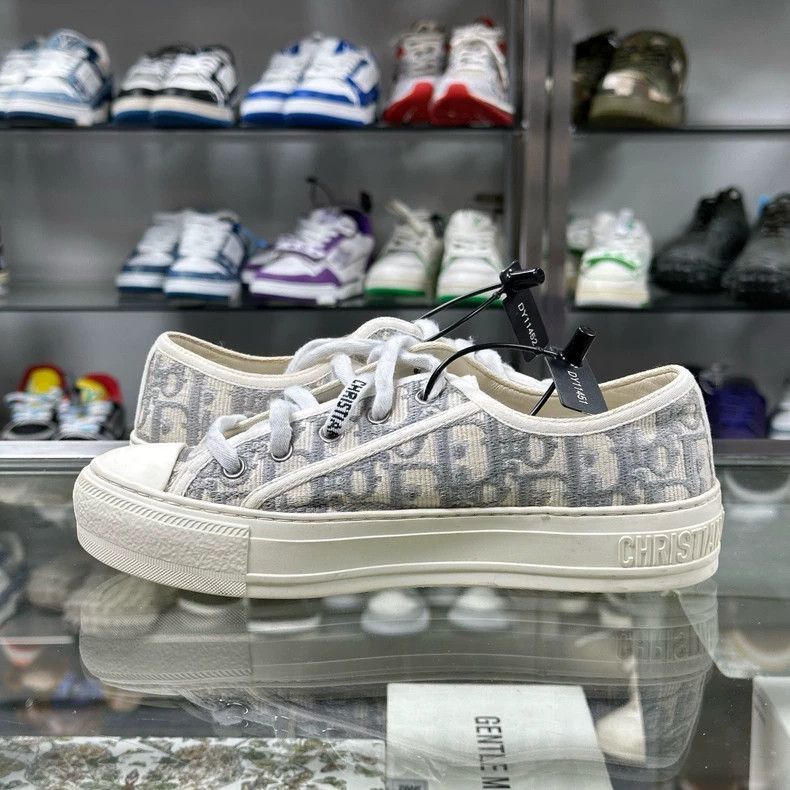 Dior Dior Monogram Embroidered Sneakers Size 35.5-2506 Size US 5.5 / IT 35.5 - 7 Thumbnail