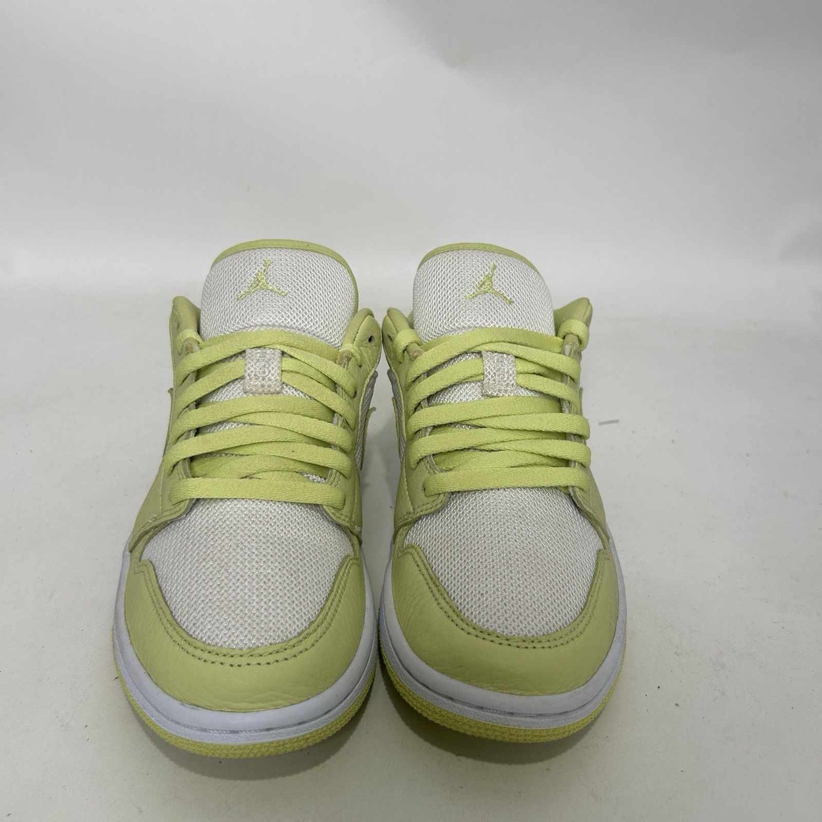 Jordan Brand Nike Air Jordan 1 Low WMNS “Limelight/White Light Green” Size US 8.5 / IT 38.5 - 2 Thumbnail