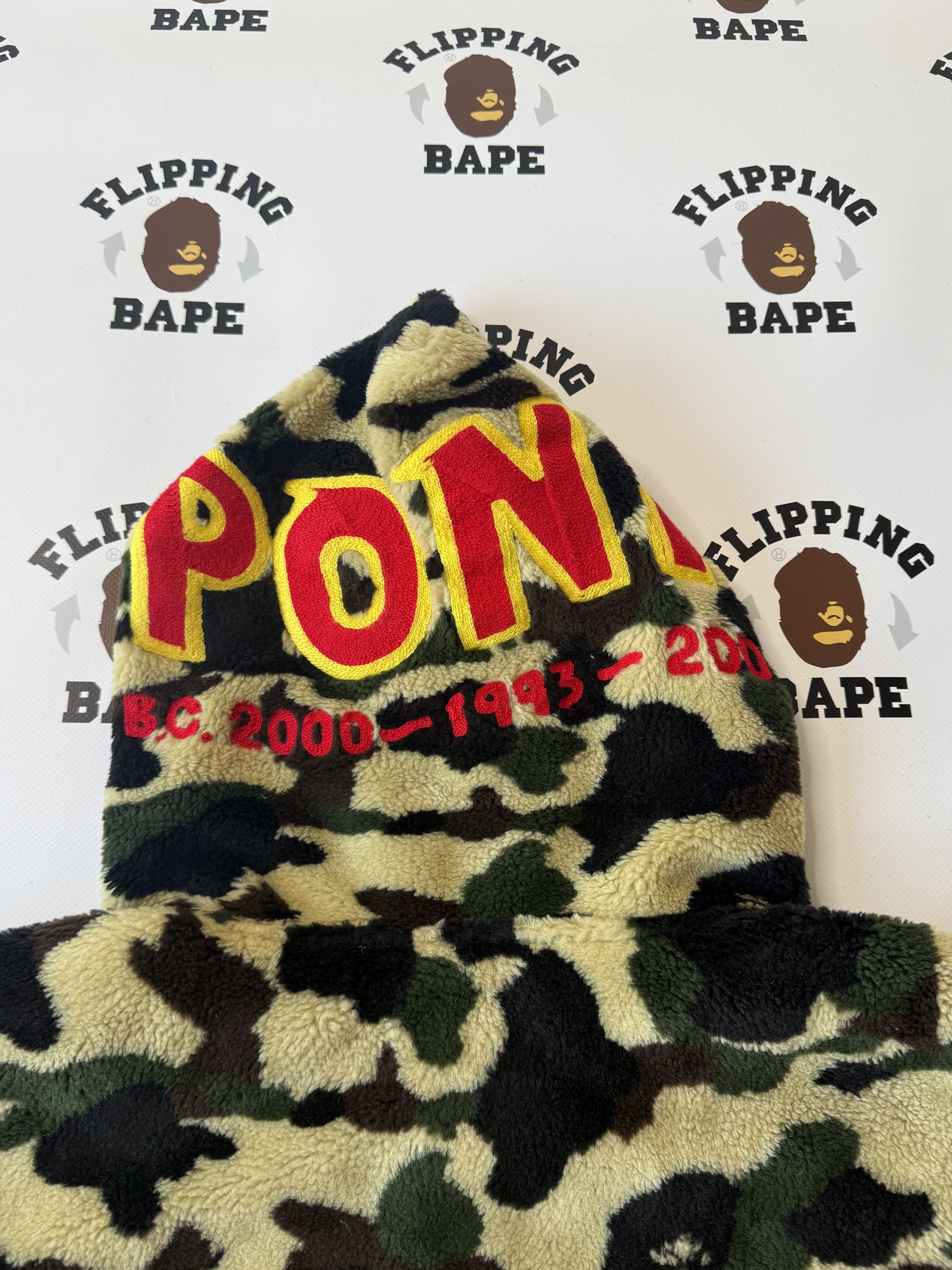 Bape × October's Very Own BAPE 1ST CAMO 2ND SHARK BOA HOODIE JACKET Size US L / EU 52-54 / 3 - 6 Thumbnail