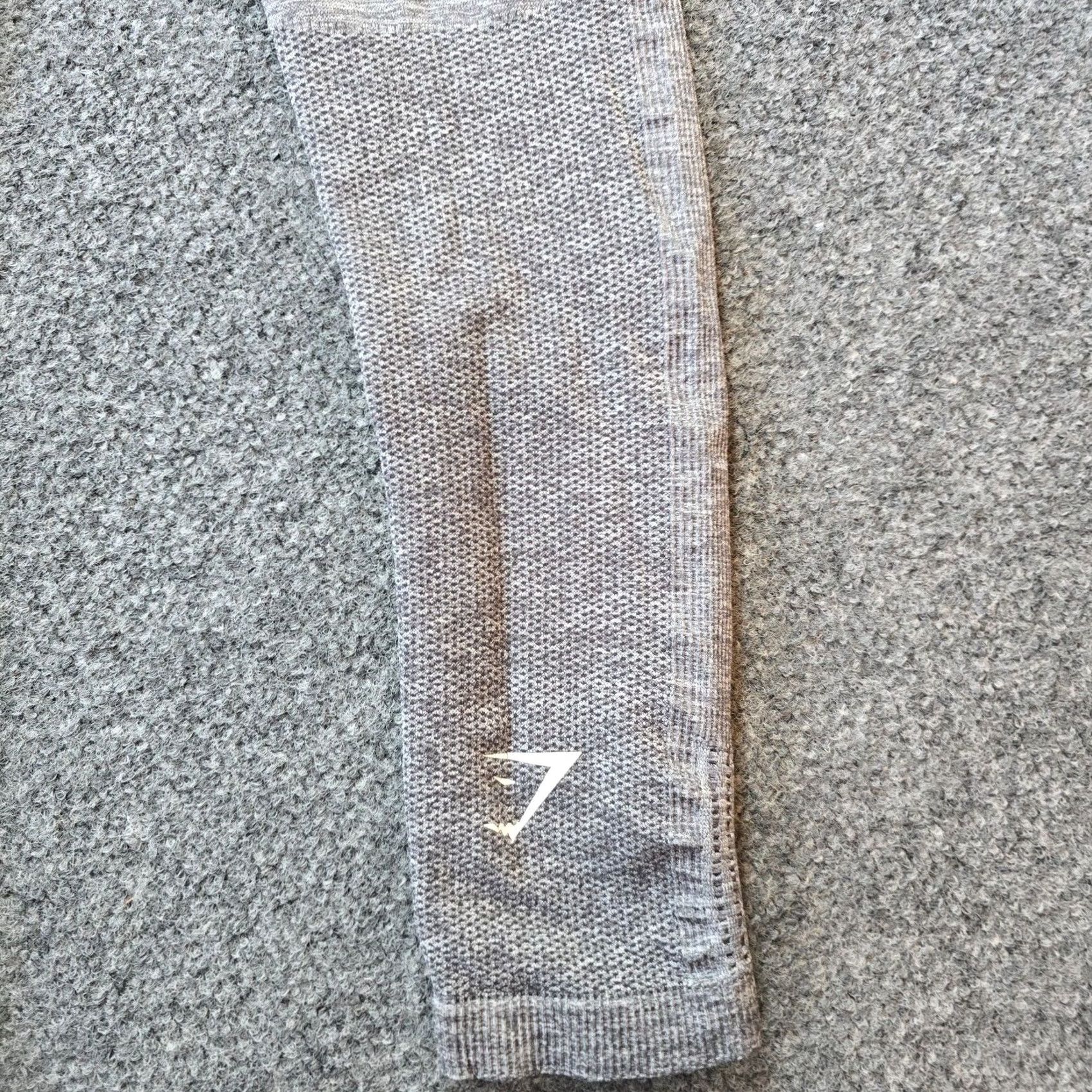 Gymshark Gymshark Womens Small Gray Seamless Leggings Stretch Cropped Athleisure Pants Size 28" / US 6 / IT 42 - 7 Thumbnail