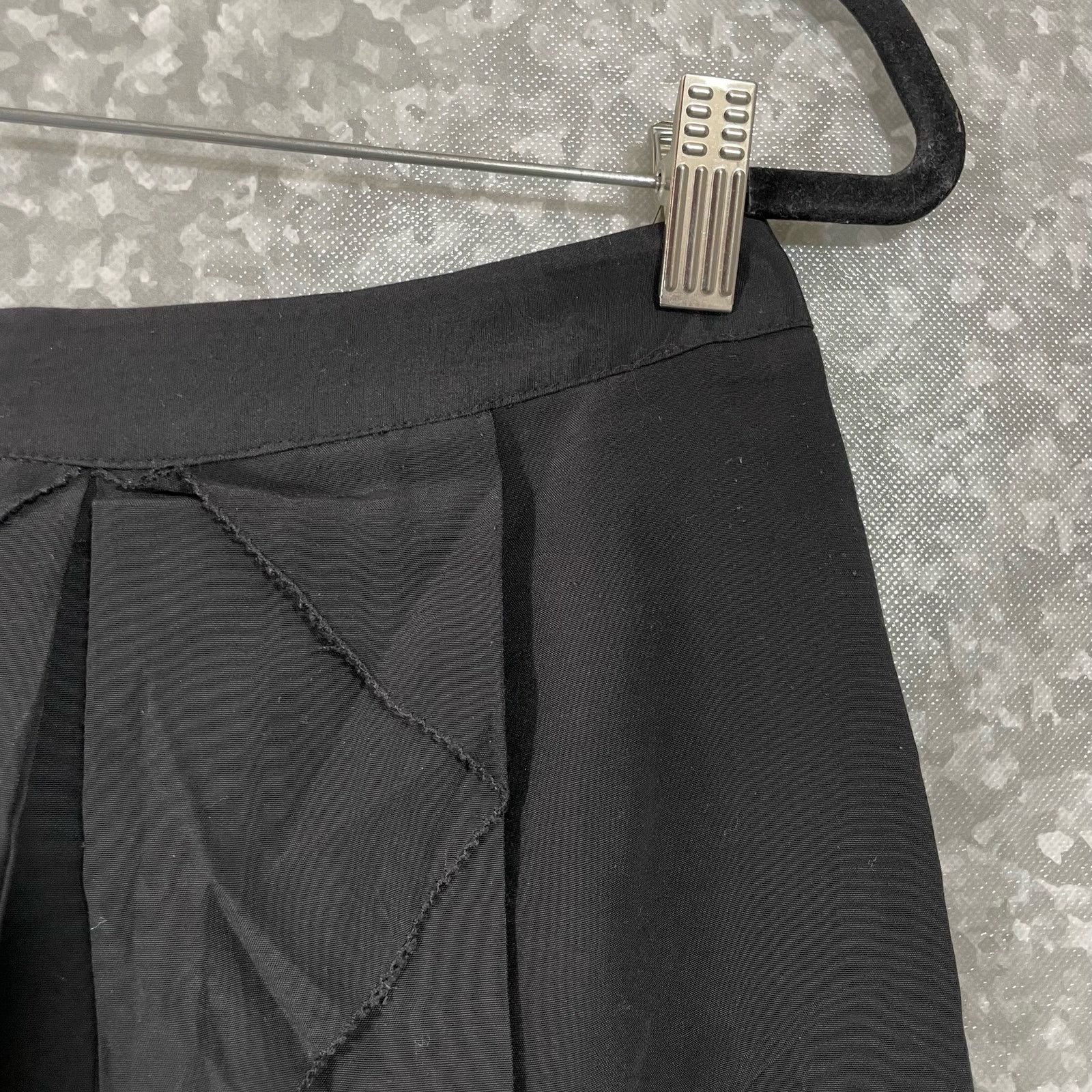 Anthropologie Odille Anthropologie Black Ruffle Front Straight Skirt - 8 Size 30" / US 8 / IT 44 - 2 Thumbnail