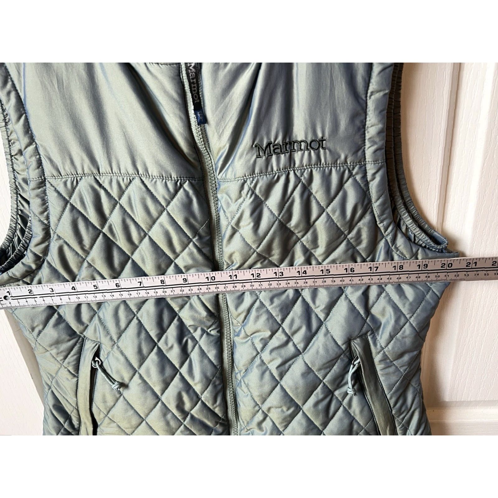 Marmot VINTAGE Marmot Vest Women Large Satin Green Kitzbuhel Full Zip Diamond Quilted Puffer Size L / US 10 / IT 46 - 7 Thumbnail