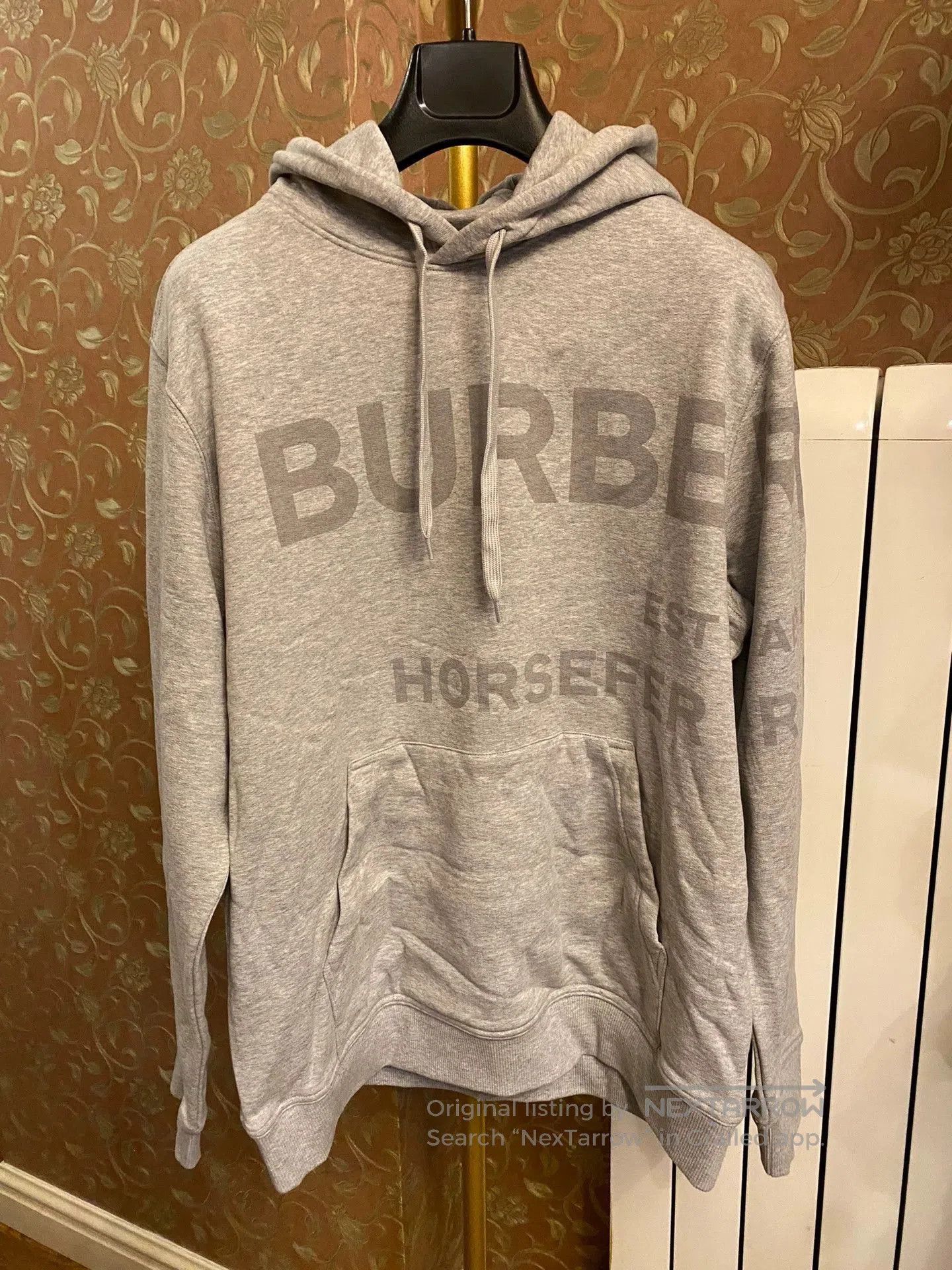 Burberry Gray Oversized Hoodie with Front Pocket, Size M. Size US M / EU 48-50 / 2 - 1 Thumbnail