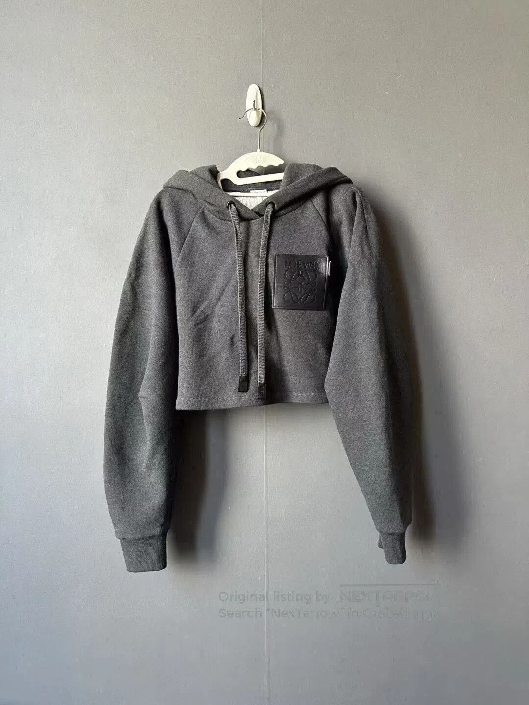 Loewe Loewe Gray Cropped Pocket Hoodie. Size XS / US 0-2 / IT 36-38 - 1 Thumbnail