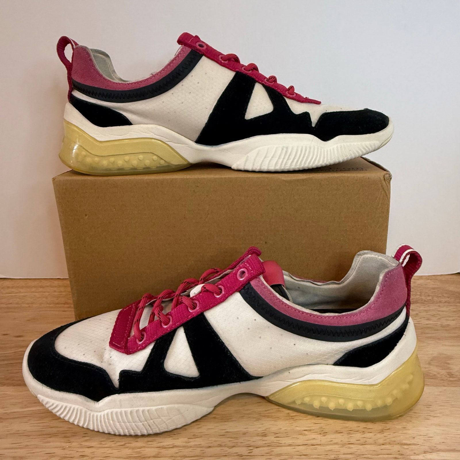 Coach Coach Citysole Runner ‘Chalk/Black’ Sneakers Womens Size 10 Size US 10 / IT 40 - 2 Thumbnail