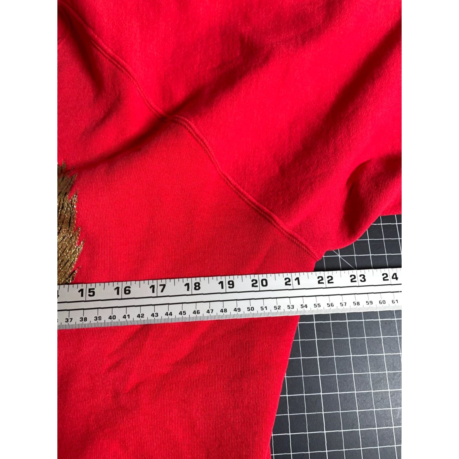 Russell Athletic VINTAGE Russell Athletic Sweatshirt Eagle Applique Red Raglan Sleeve Adult Large Size US L / EU 52-54 / 3 - 5 Thumbnail
