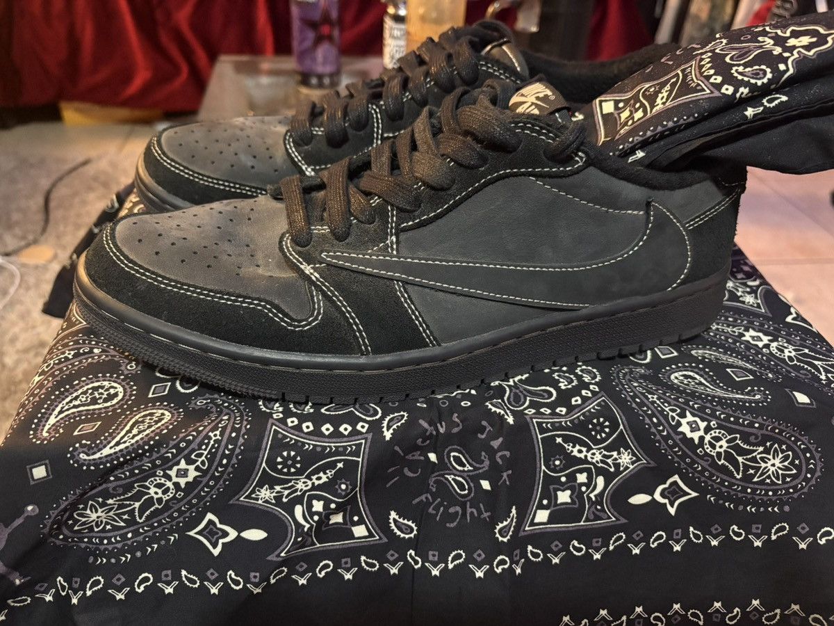 Travis Scott Jordan 1 Low Black Phantom