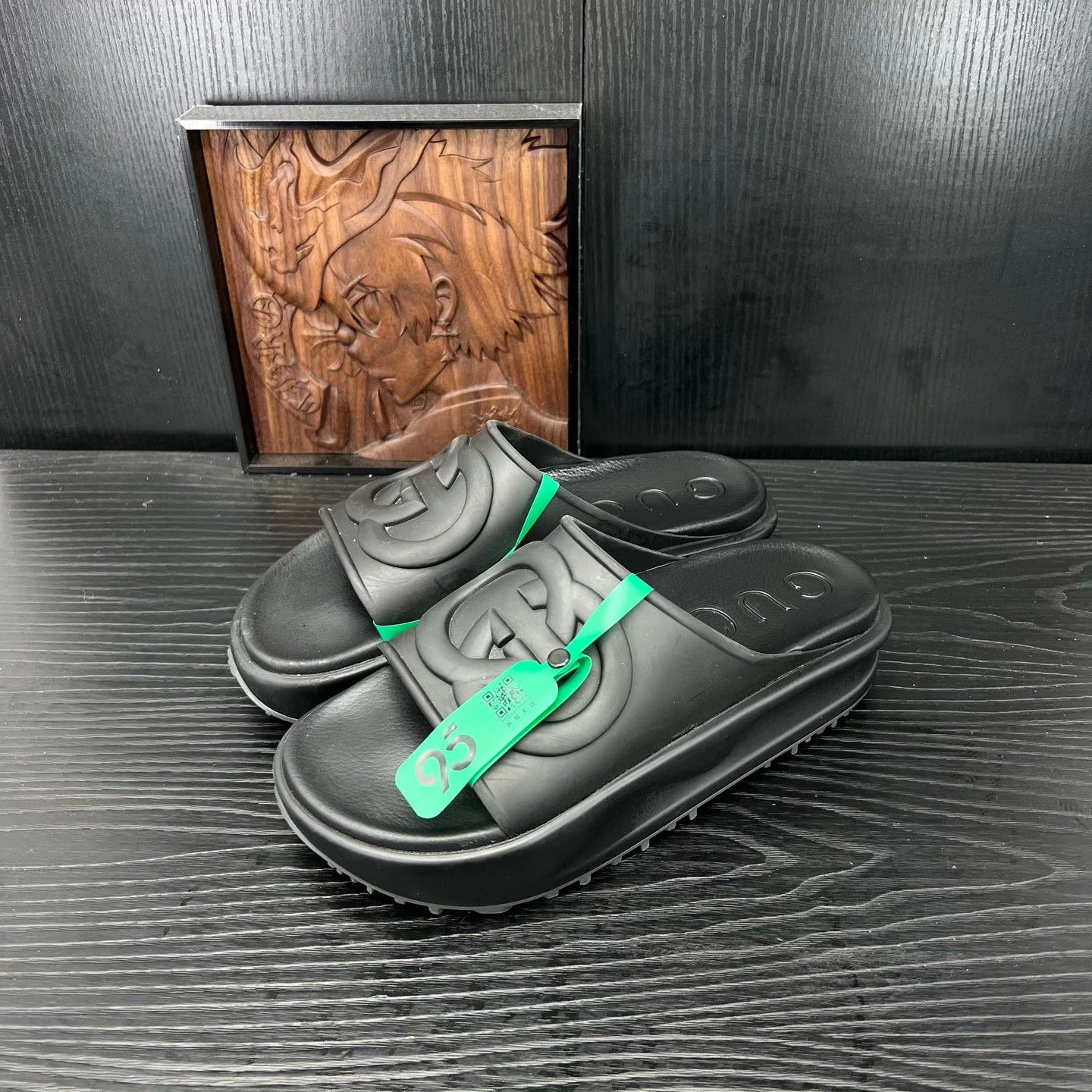 Gucci GUCCI Interlocking Rubber Slippers Black 8/42 Worn Size US 9 / EU 42 - 1 Thumbnail
