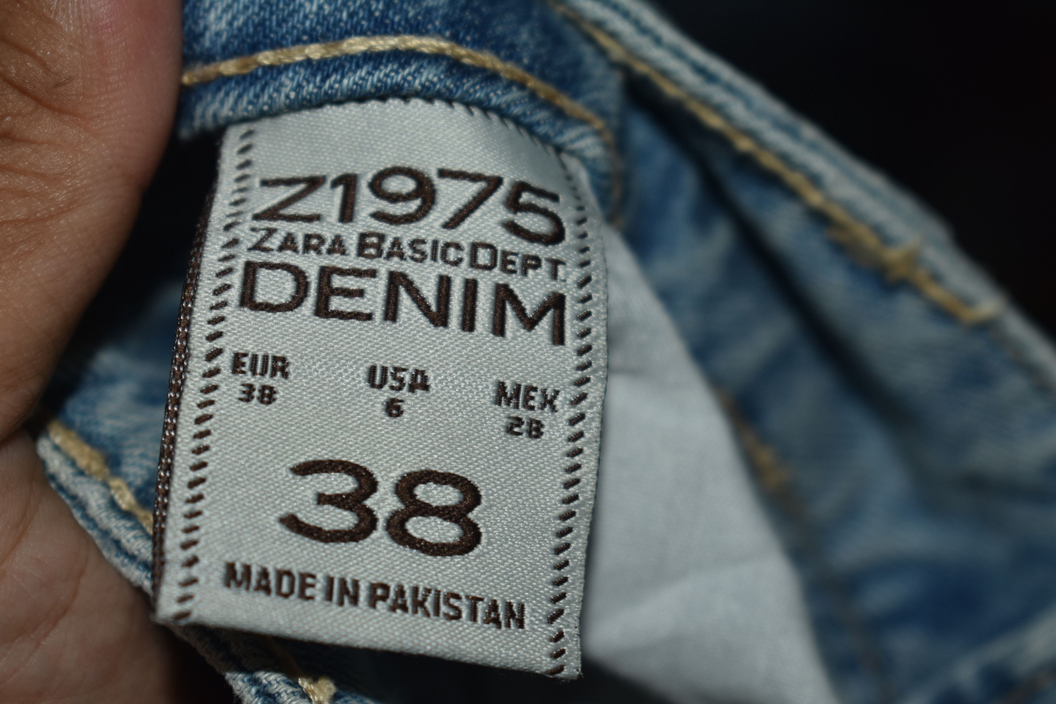 Zara *OG* Zara Premium Distressed Skinny Jeans - Size 32 Size US 32 / EU 48 - 9 Thumbnail