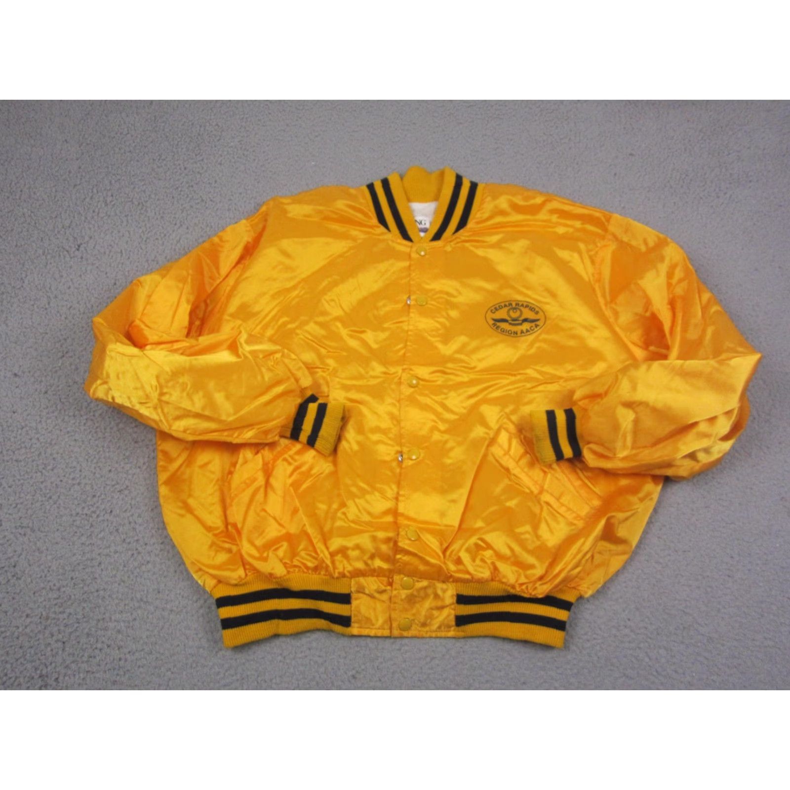 Vintage Vintage DeLong Bomber Jacket Mens 2XL Yellow Satin 90s US Pop 80s Winter Fall Spring Workwear Casual Mens Jacket Size US XXL / EU 58 / 5 - 4 Thumbnail