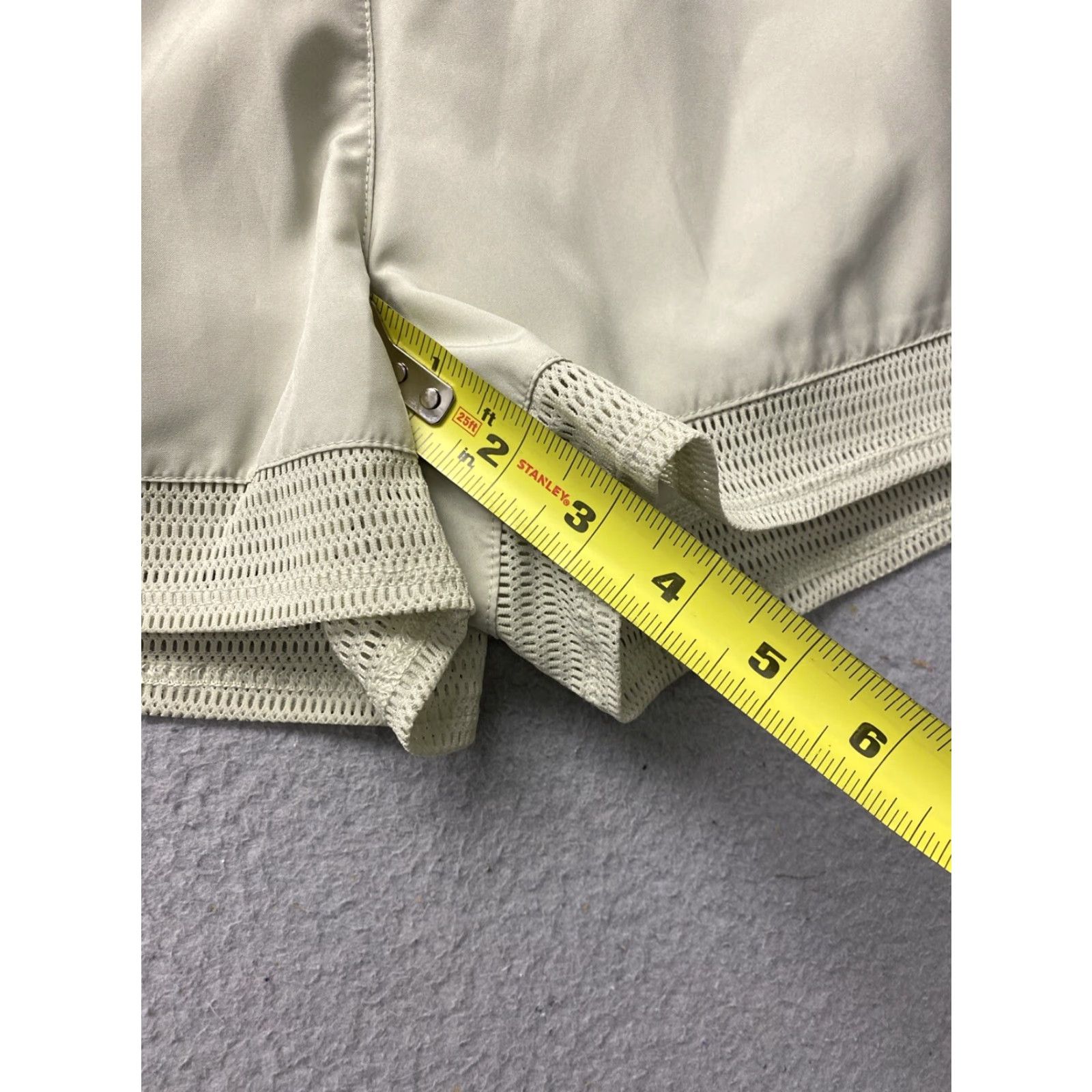 Nike Nike Dri-Fit Crew Running Shorts Lemon Green Womens Size Large /87-87 L Size 36" / US 14 / IT 50 - 6 Thumbnail