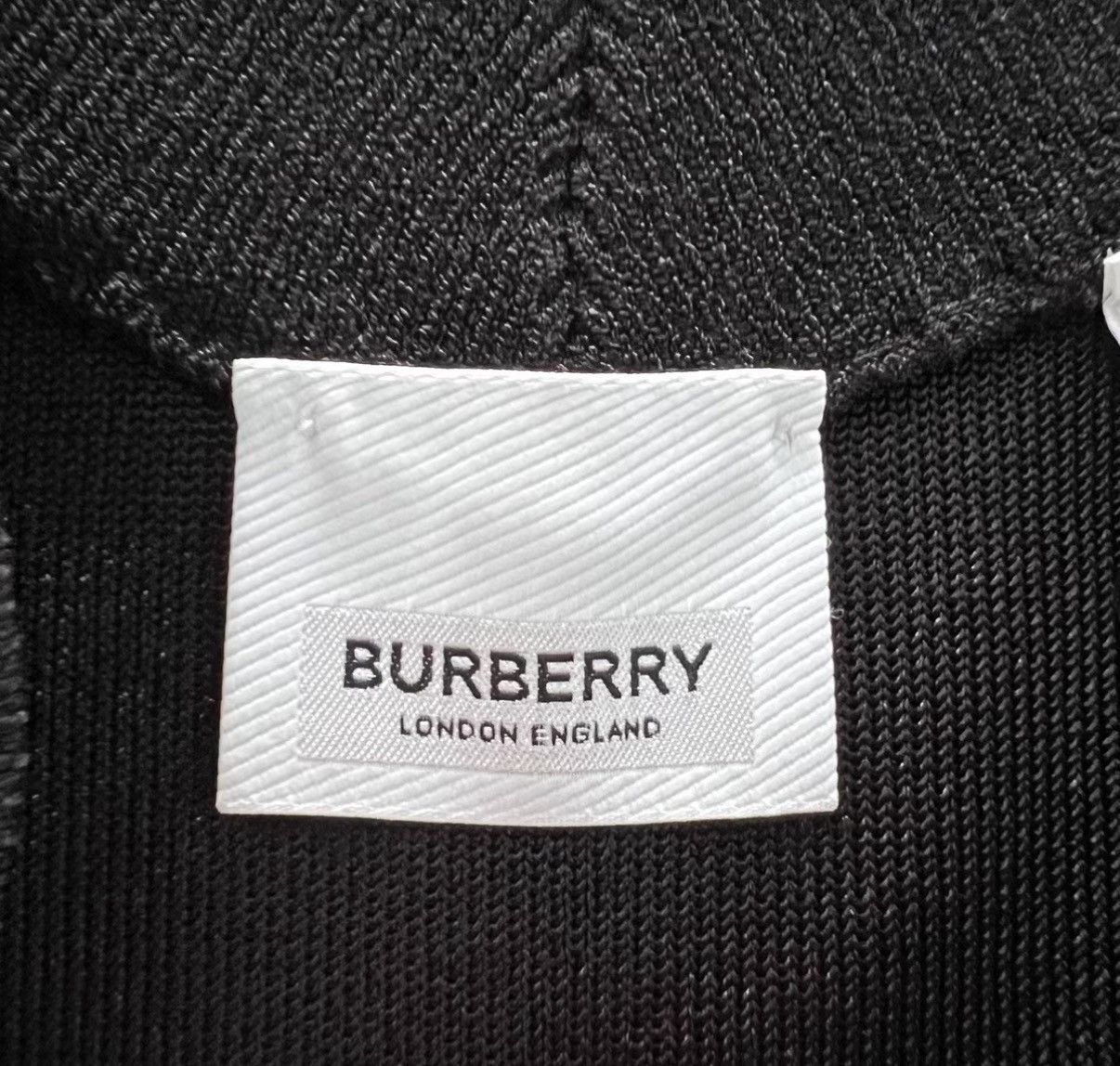 Burberry Burberry Black High-Waisted Pencil Skirt J41 Size 26" / US 2 / IT 38 - 3 Thumbnail