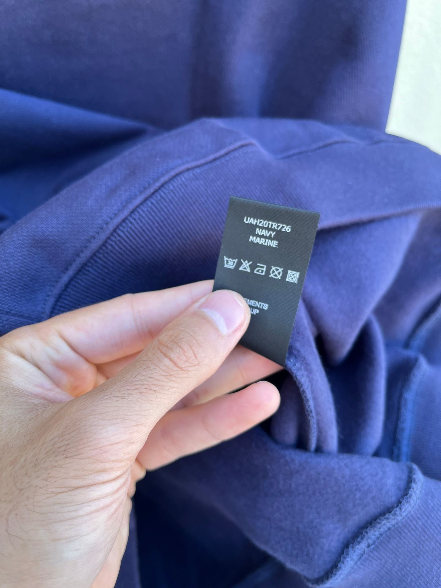 Vetements Logo Sweat Shirt in Navy / Marine Size US S / EU 44-46 / 1 - 10 Thumbnail