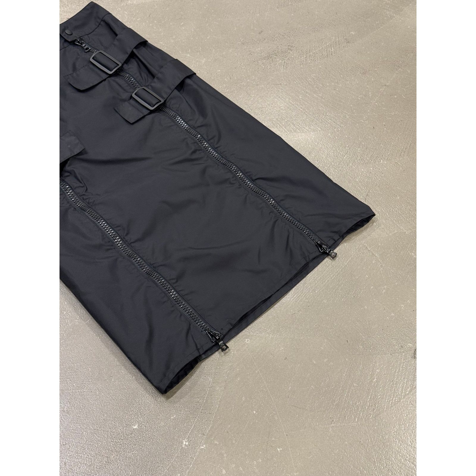 Miu Miu 1999 Miu Miu technical utility zipper skirt Size M / US 6-8 / IT 42-44 - 4 Thumbnail