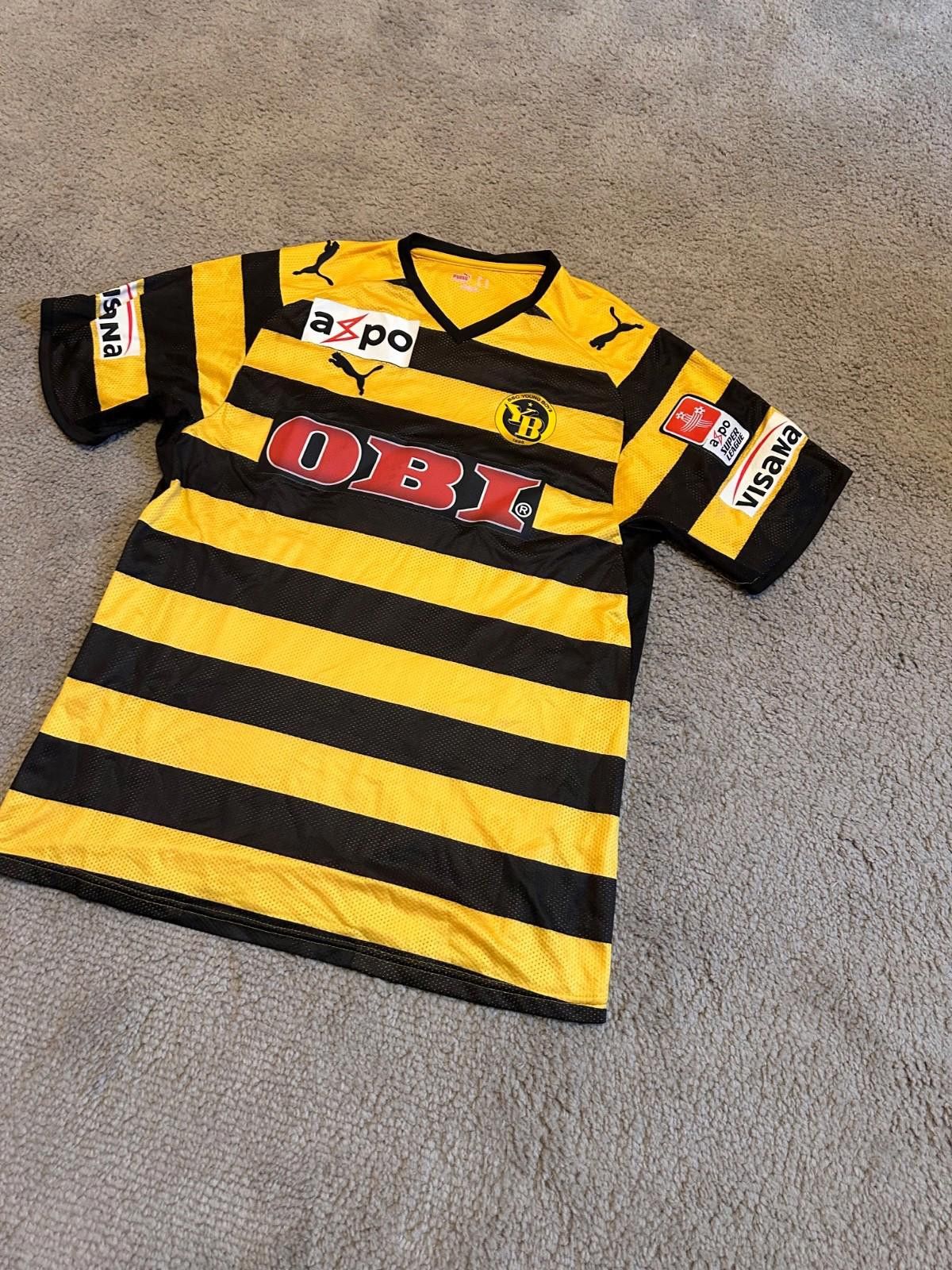 Puma #22 Hochstrasser YOUNG BOYS 2008/09 SHIRT SOCCER FOOTBALL Size US M / EU 48-50 / 2 - 2 Thumbnail