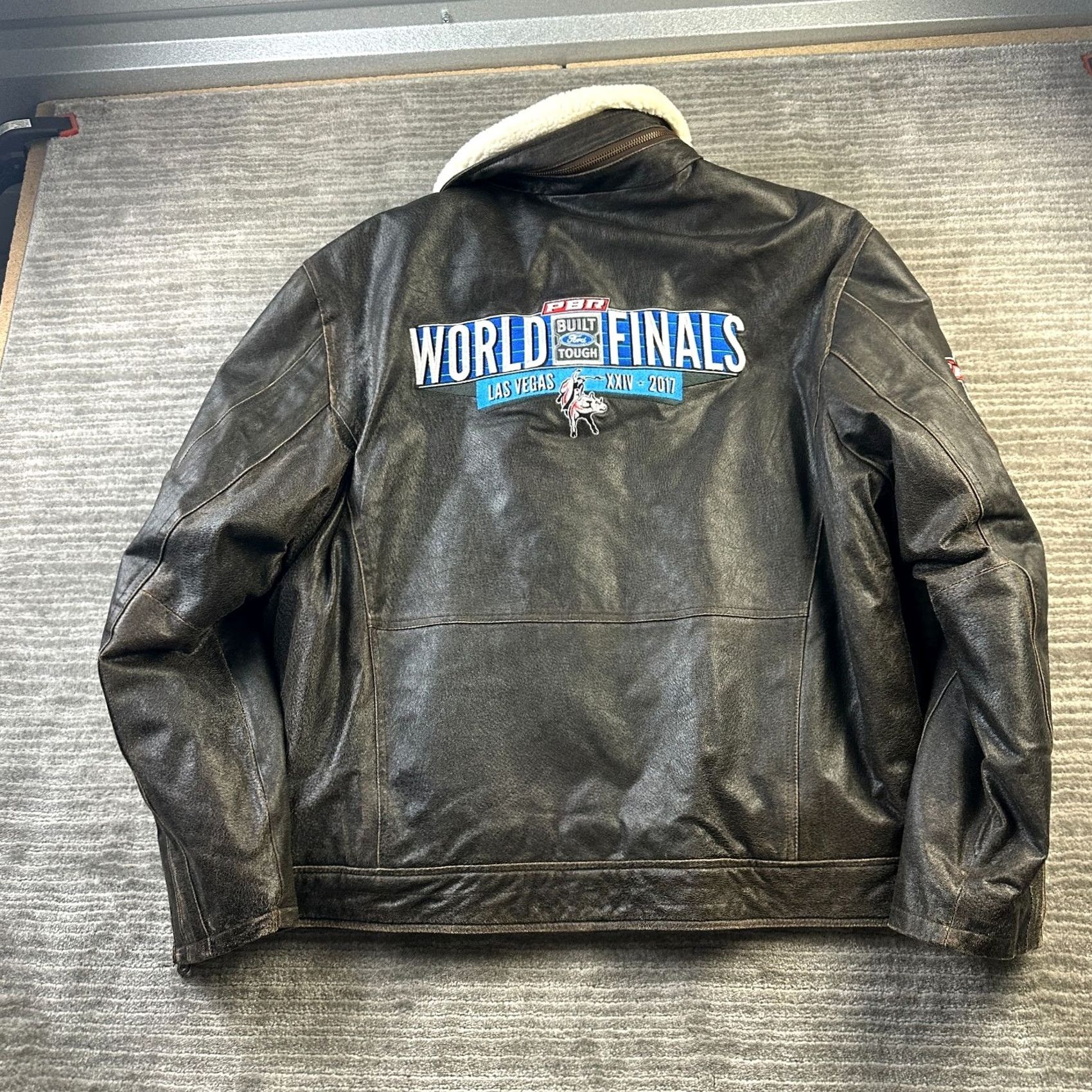 Vintage VINTAGE PBR Jacket Mens XL Brown Leather 2017 World Finals Bomber Jacket Zip Logo Zipper Size US XL / EU 56 / 4 - 2 Thumbnail