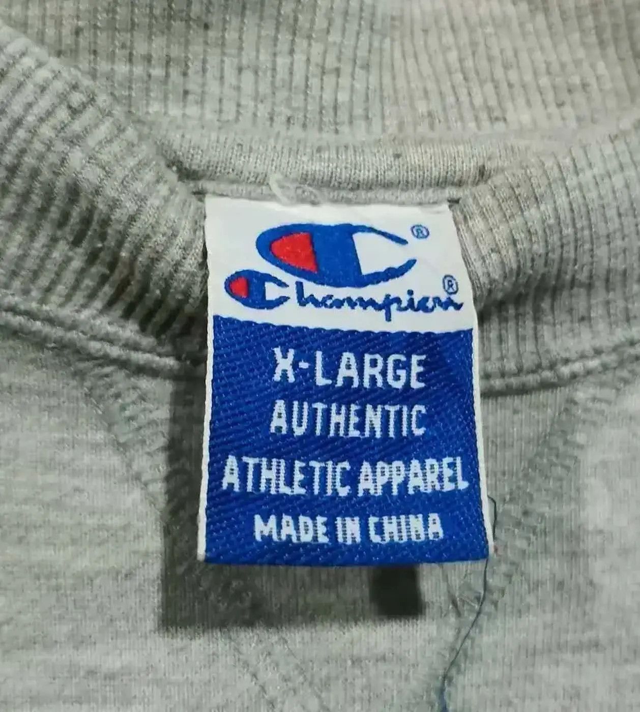 Champion Vintage Champion Sweetshirt Size US XL / EU 56 / 4 - 3 Thumbnail