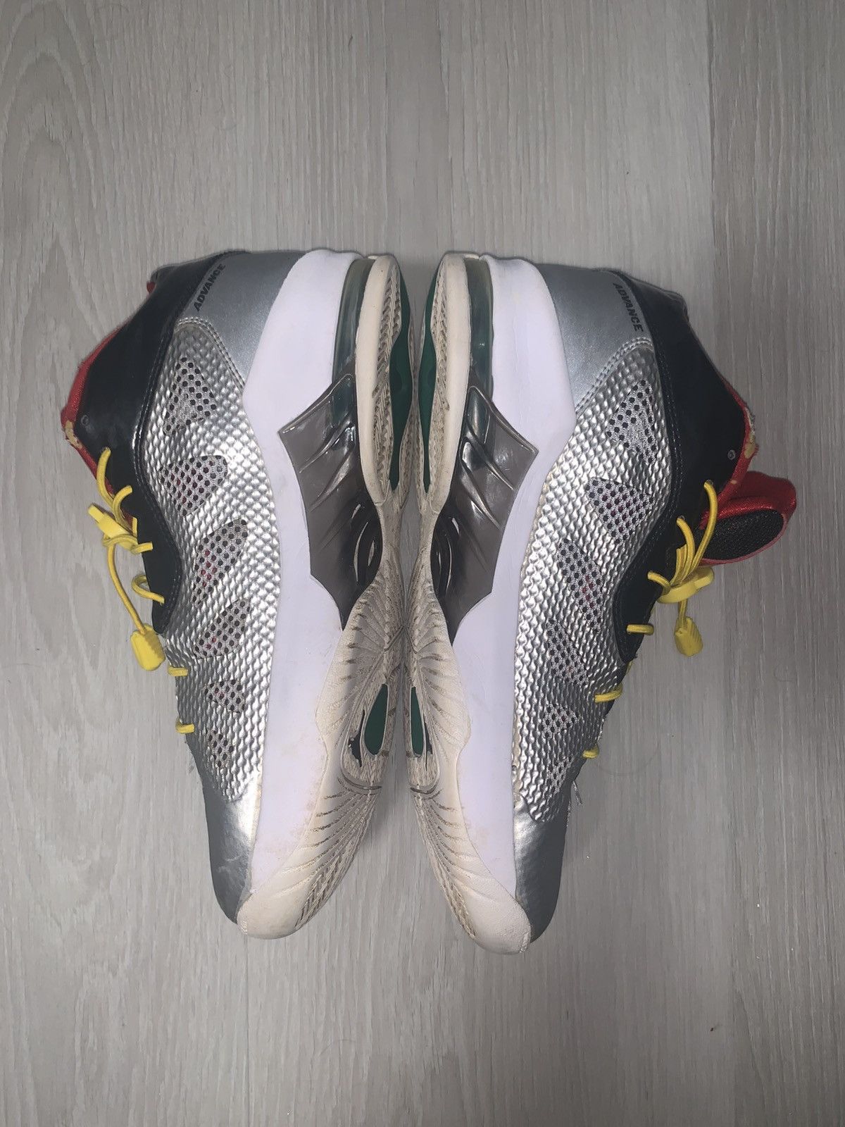 Jordan Brand × Nike Nike Air Jordan MELO M8 Advance Metallic GreenRed 542240-084 Size US 8 / EU 41 - 6 Thumbnail