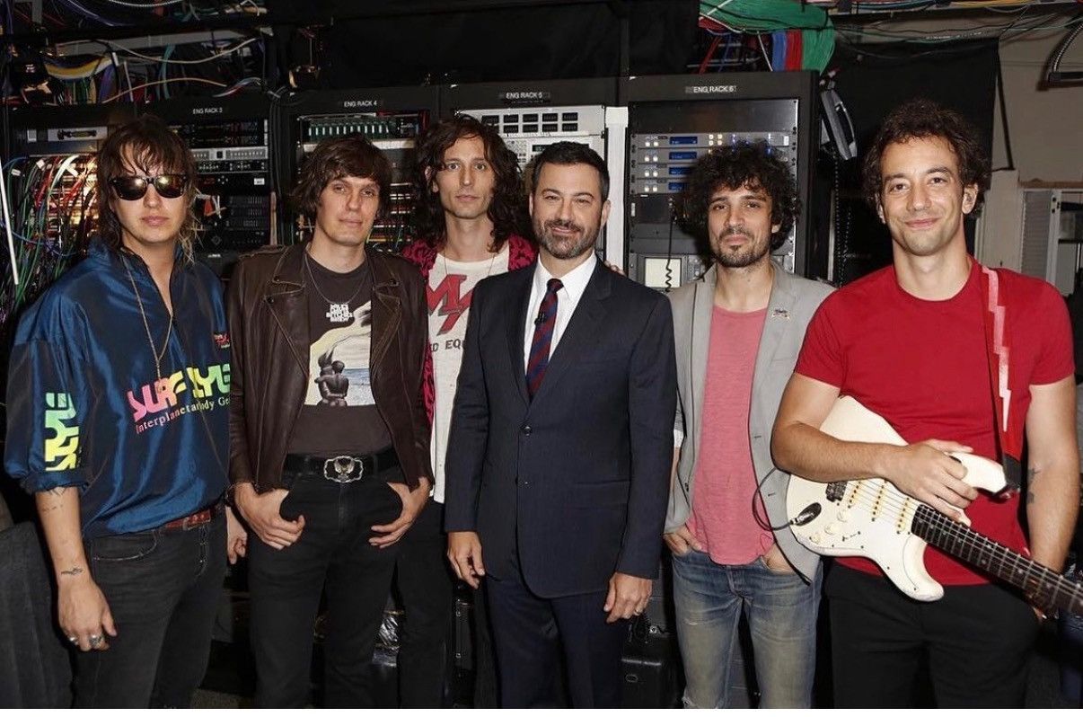 Other VINTAGE SURF STYLE JULIAN THE STROKES OVERSIZED RAVE TORNADO Size US XXL / EU 58 / 5 - 2 Thumbnail
